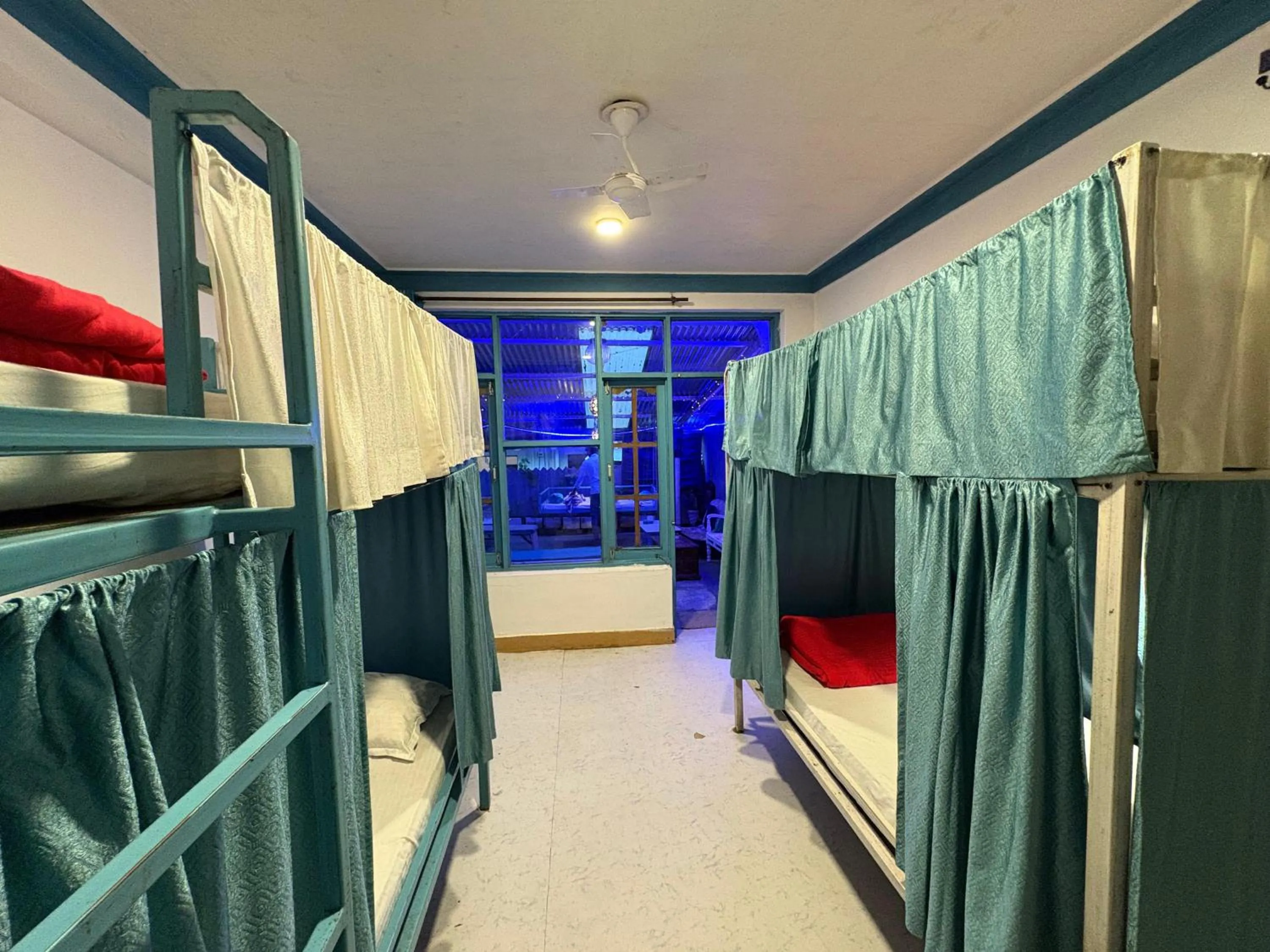 bunk bed, Bed in LA SIESTA INDIA MCLEODGANJ