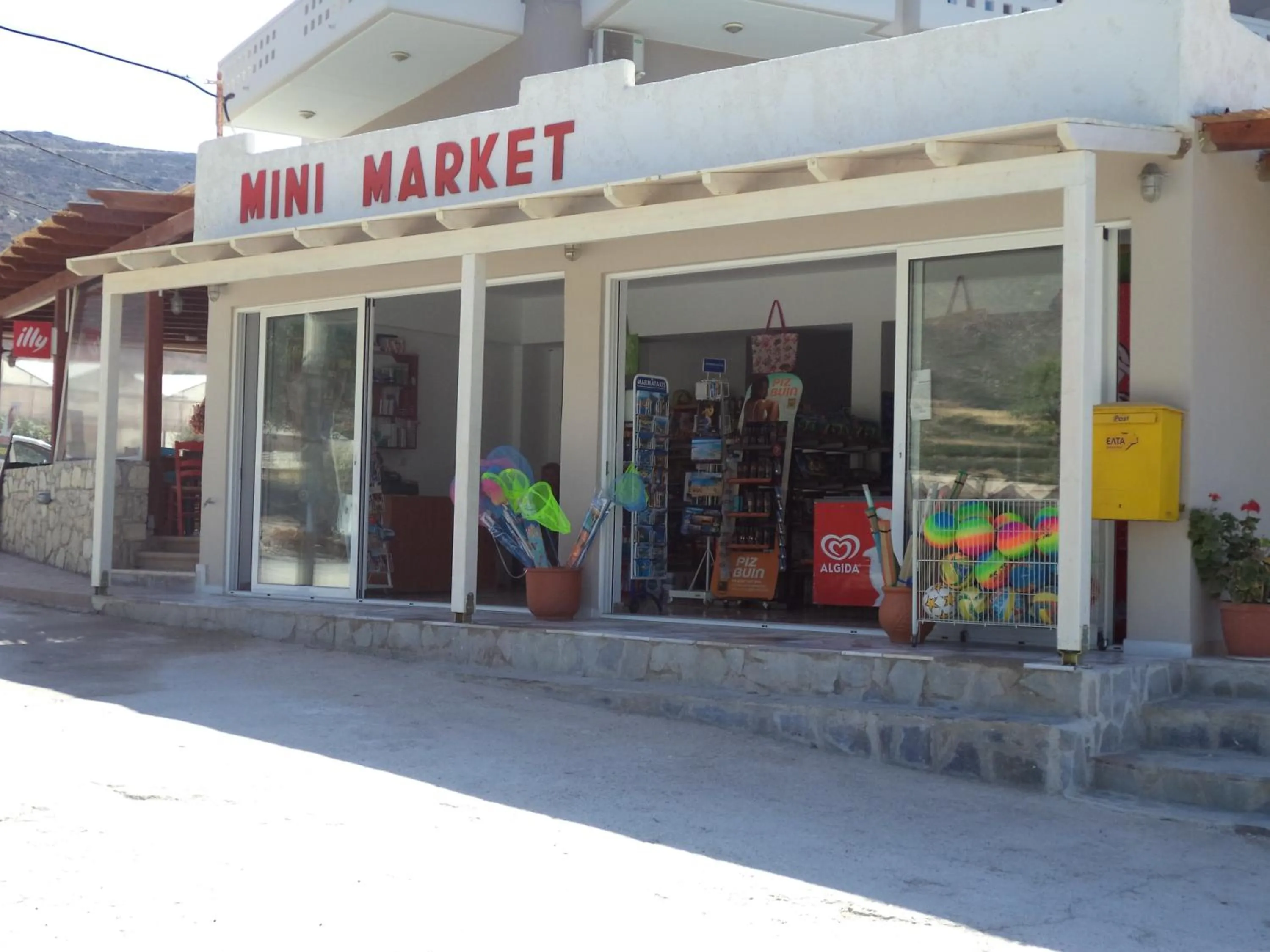 On-site shops in Falasarna Bay