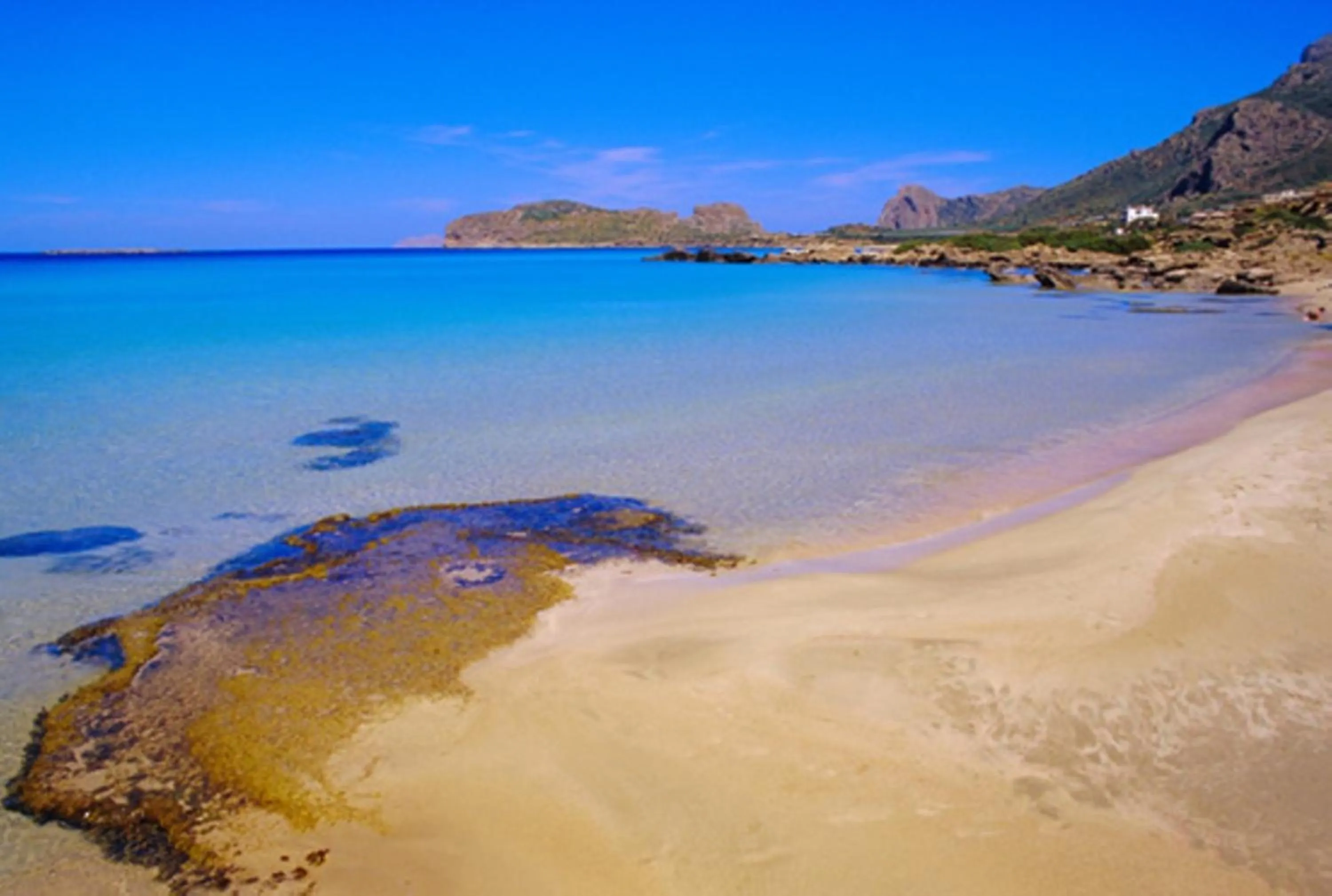 Area and facilities in Falasarna Bay