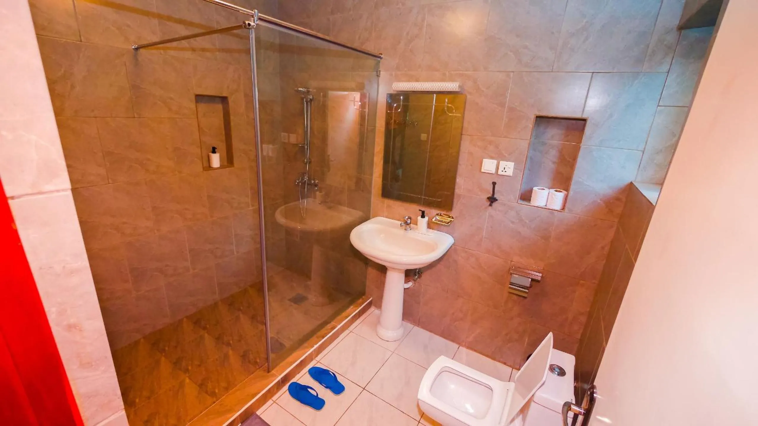 Shower in Nature Kigali