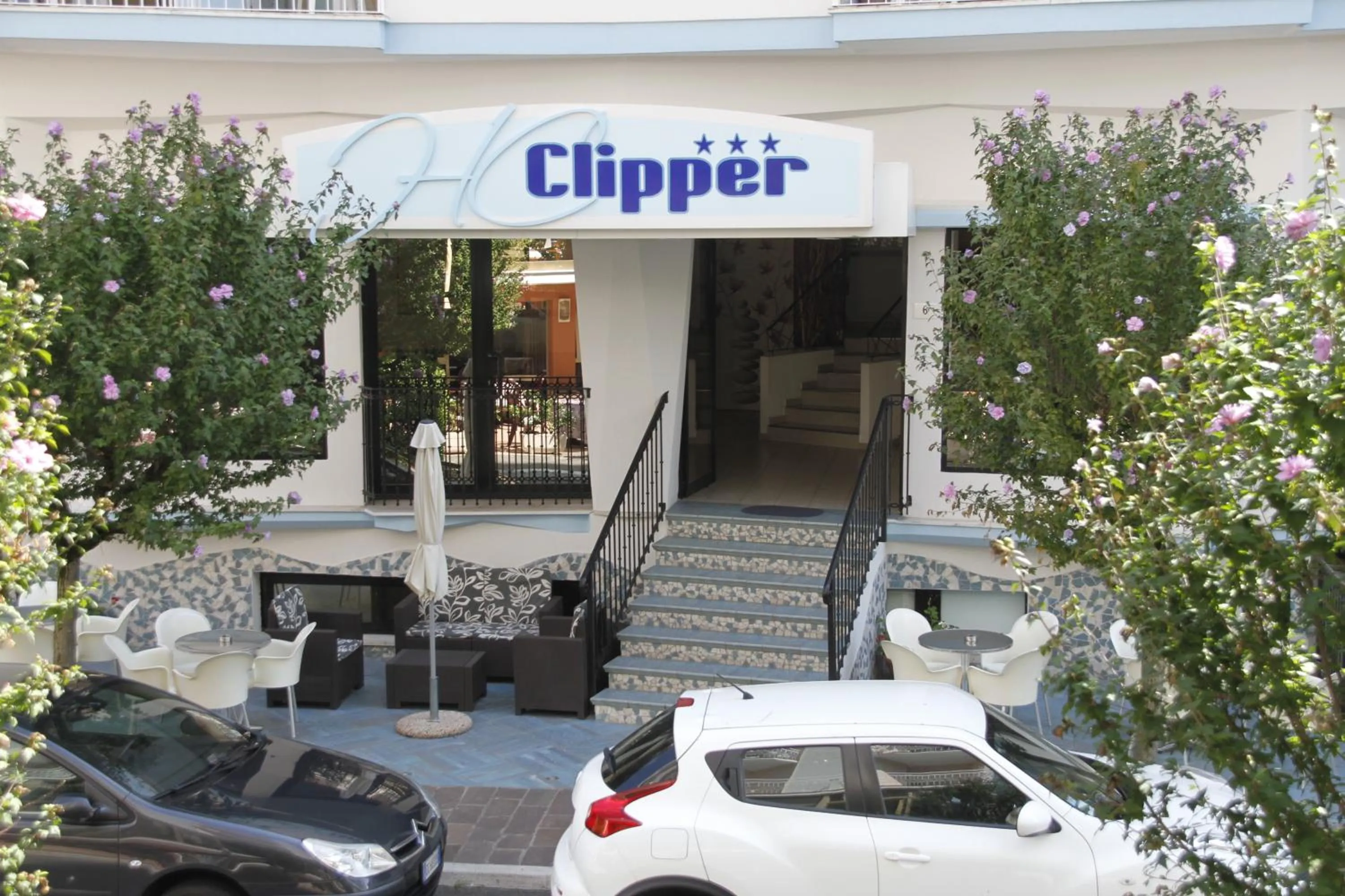 Facade/entrance in Hotel Clipper
