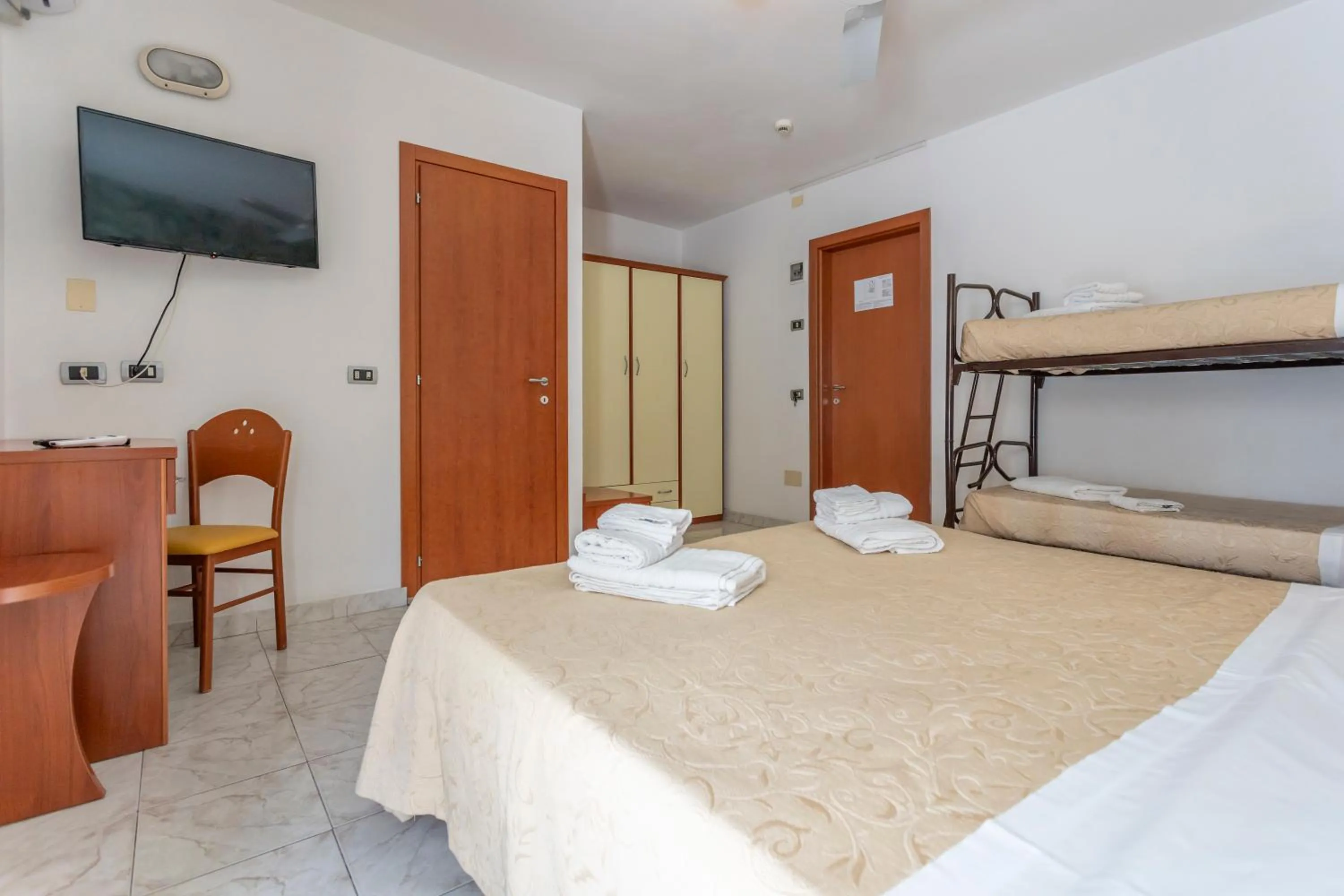 Bed in Hotel Clipper