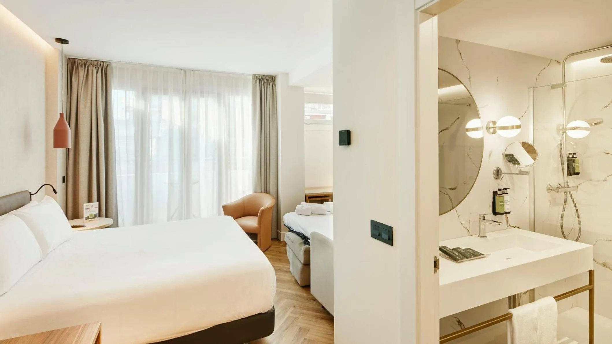 Bedroom, Bed in Sercotel HMO Martina