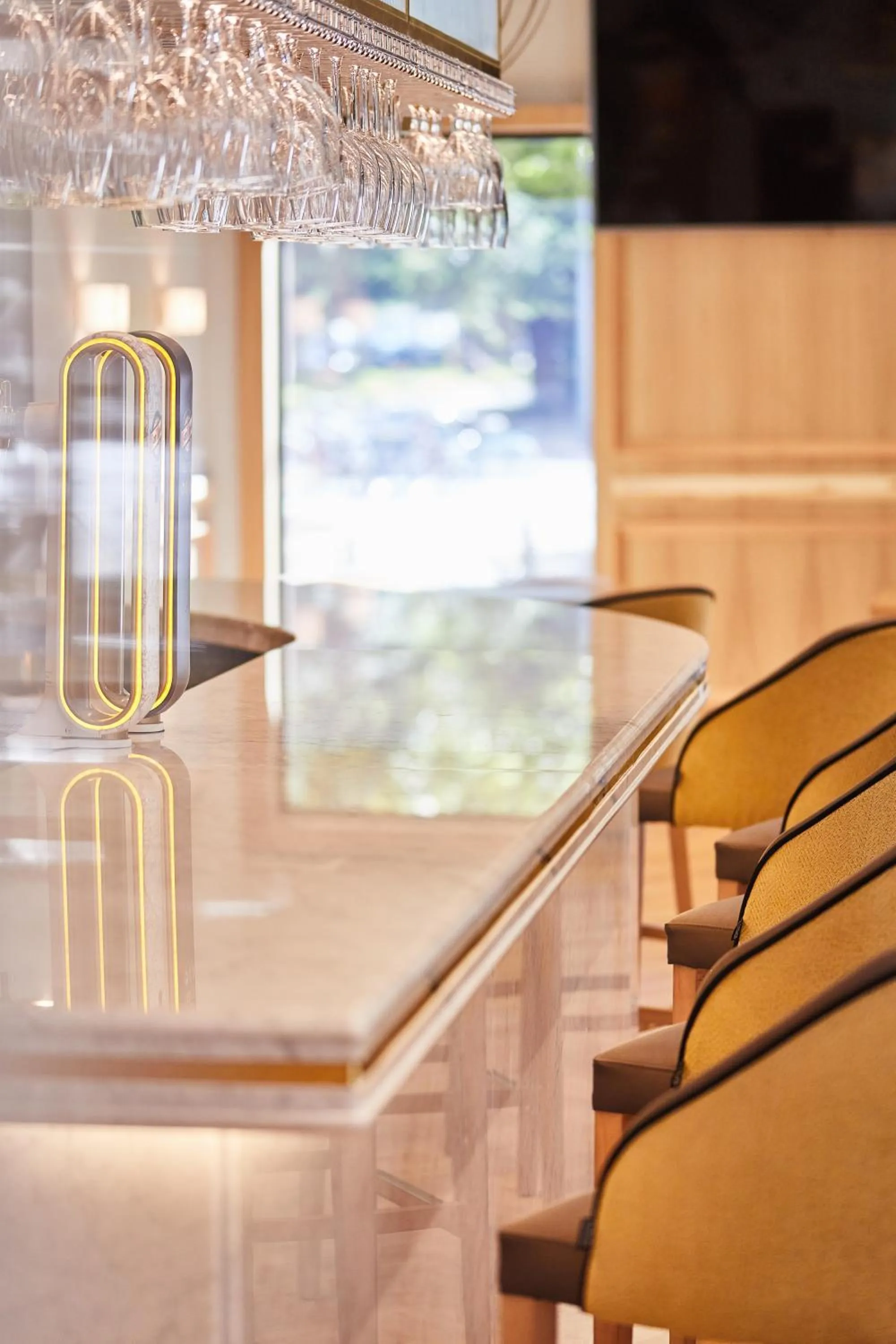 Lounge or bar in Silken Ciudad de Vitoria