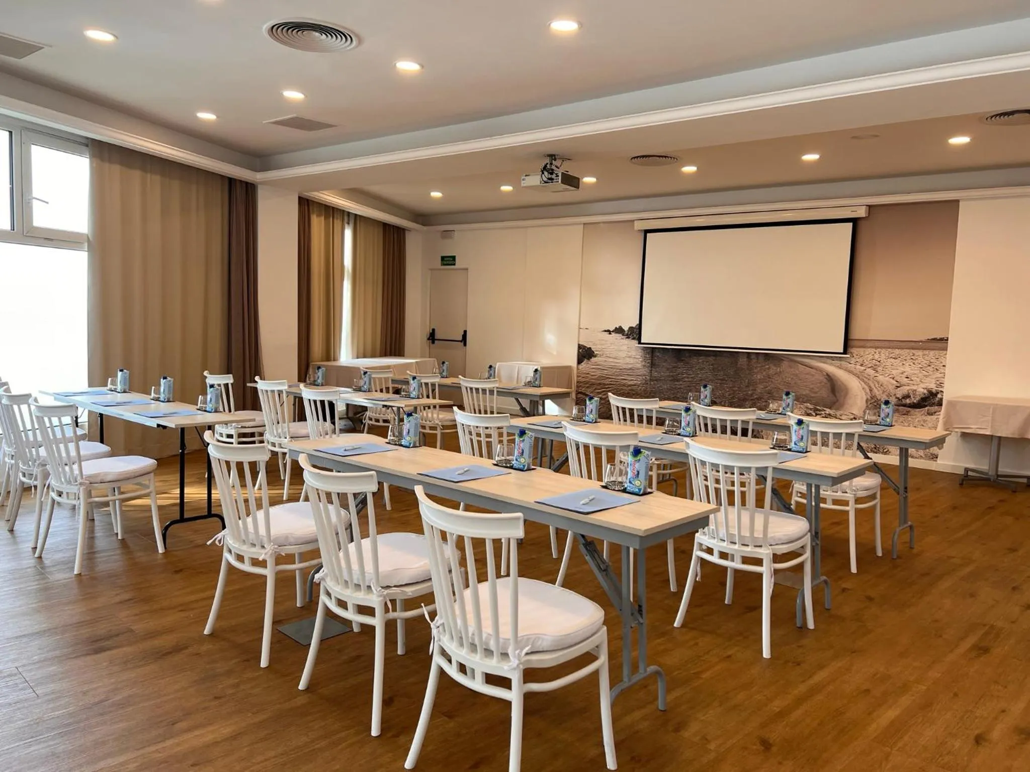 Meeting/conference room in Park Hotel San Jorge & Spa by Escampa Hotels