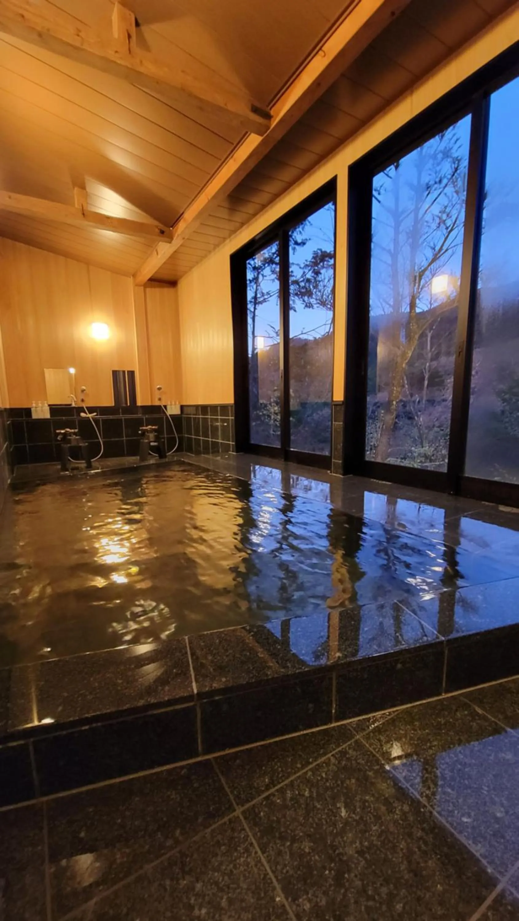 Hot Spring Bath in K's House Nikko - Kinugawa Onsen Hostel