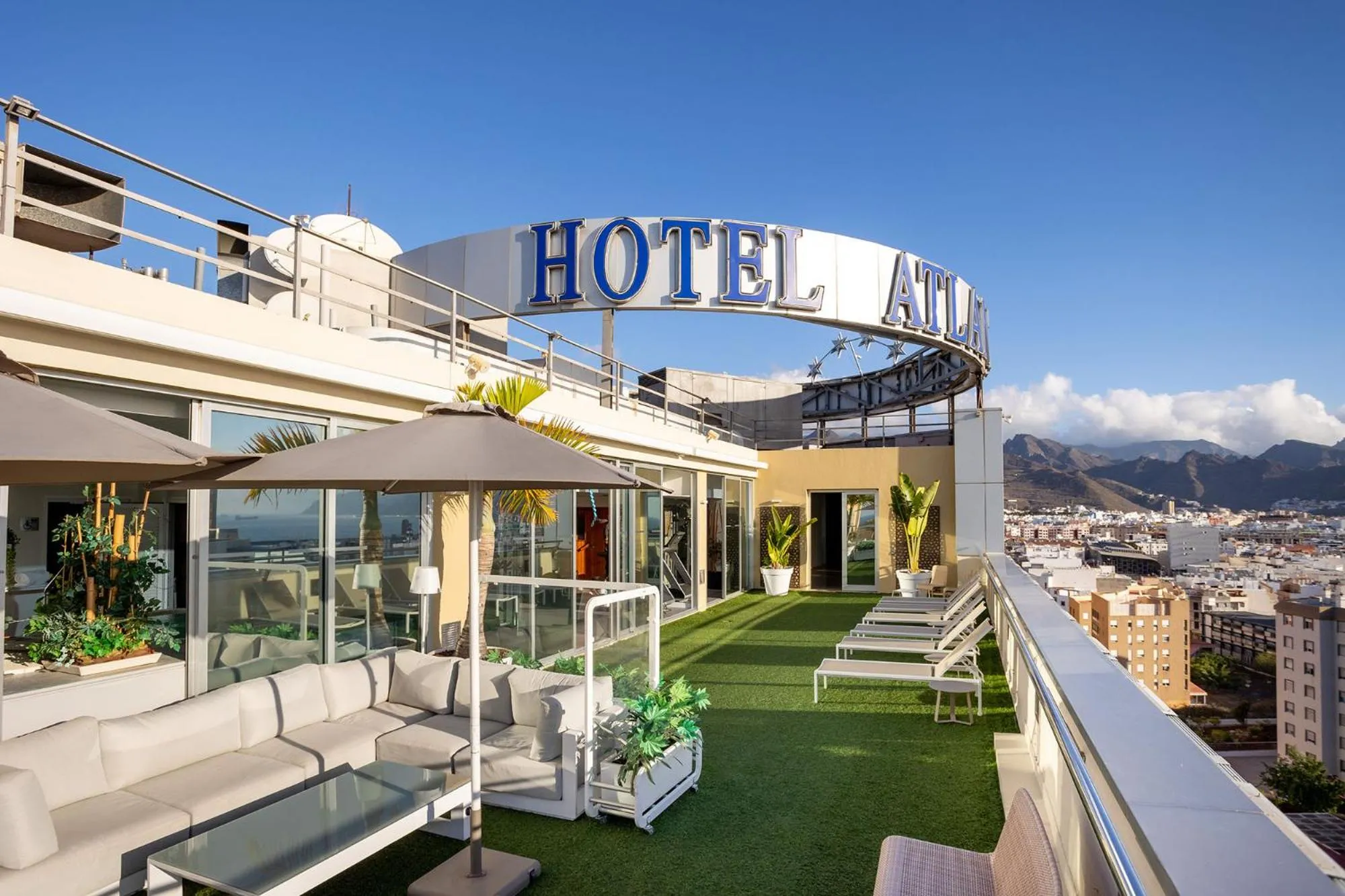 Balcony/Terrace in Eurostars Atlántida