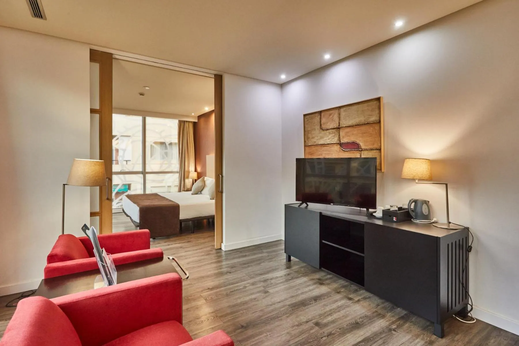 TV and multimedia in Silken Puerta Valencia