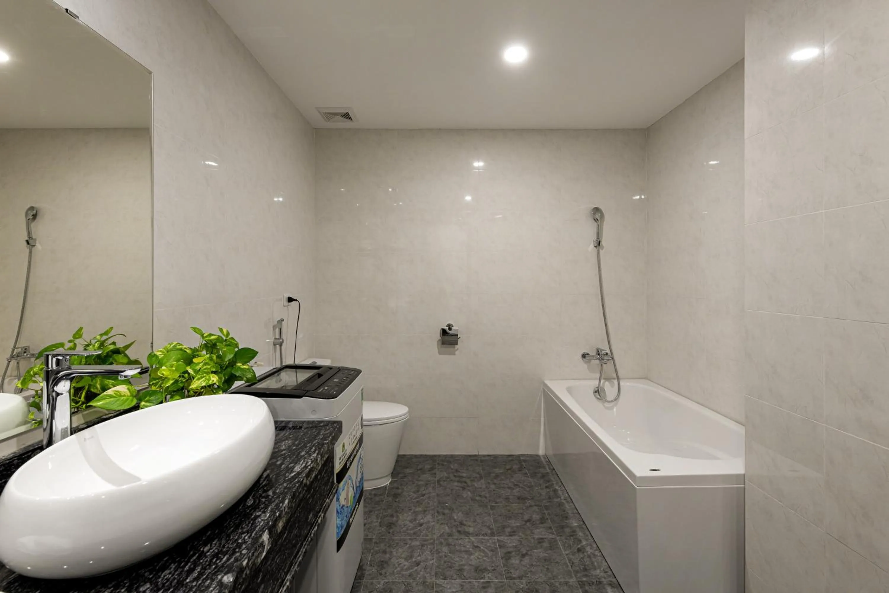 Toilet in Branda Apartment & Hotel