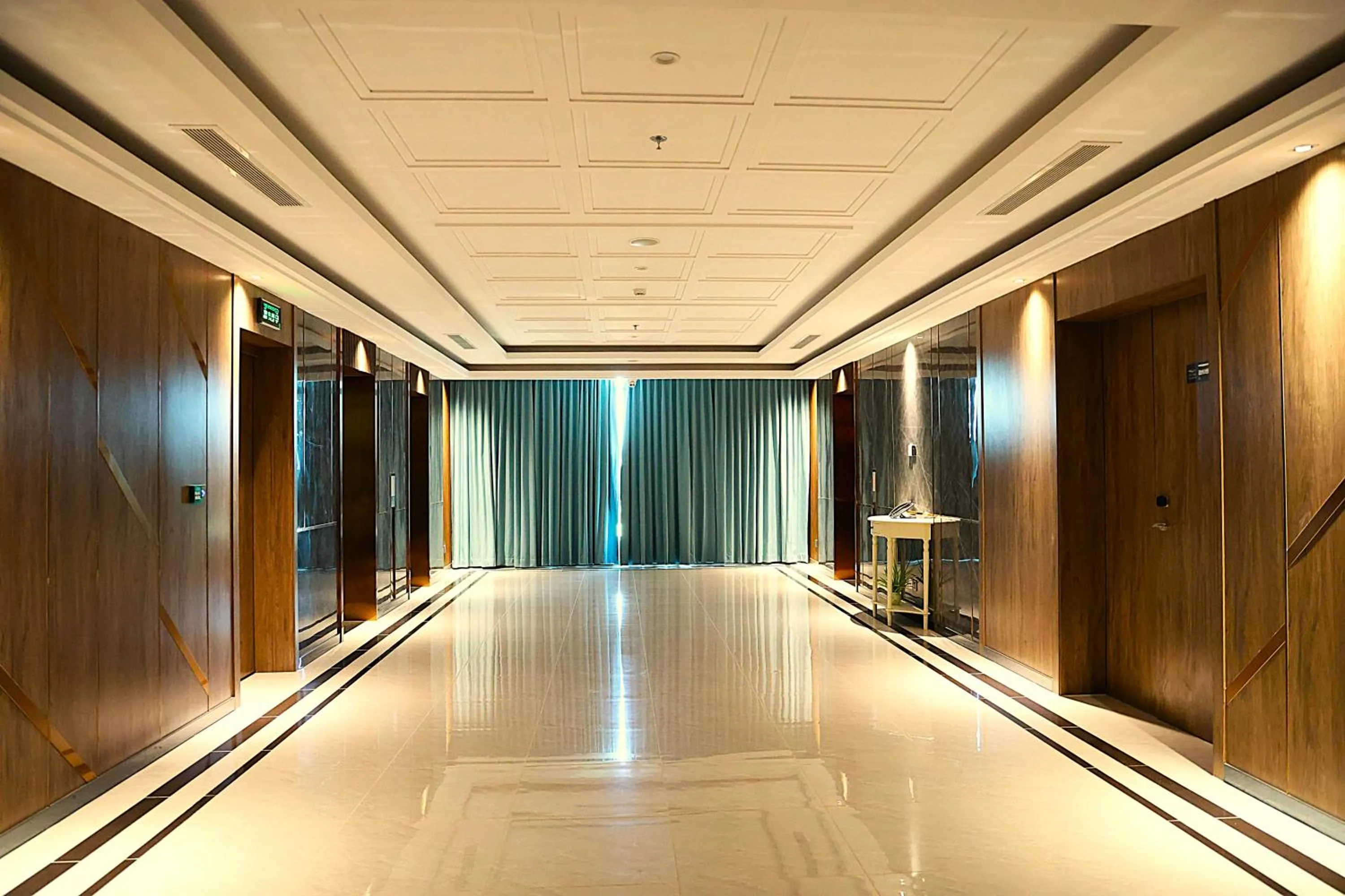 Food in Castle Bayview Resort & Spa