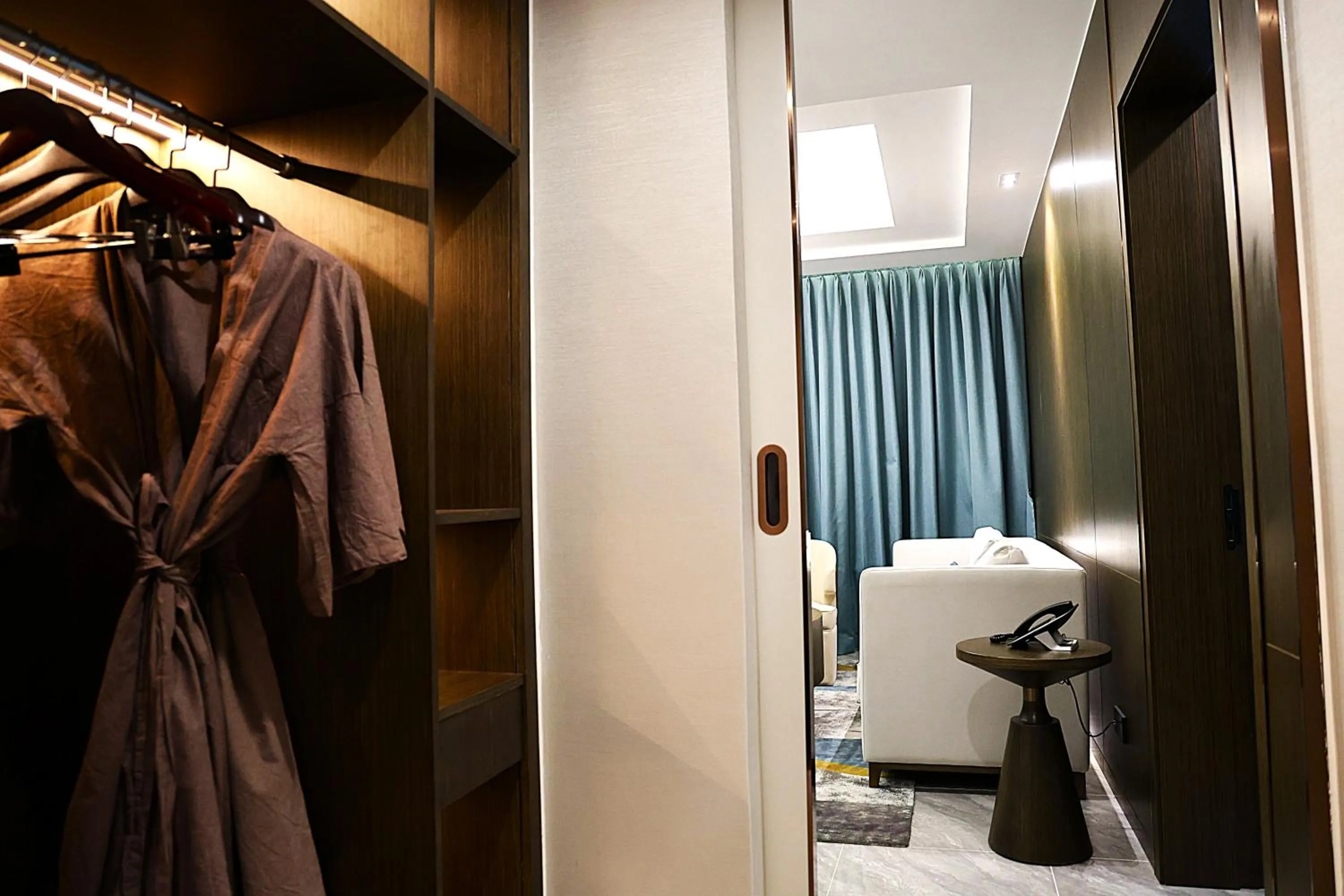 Living room in Castle Bayview Resort & Spa