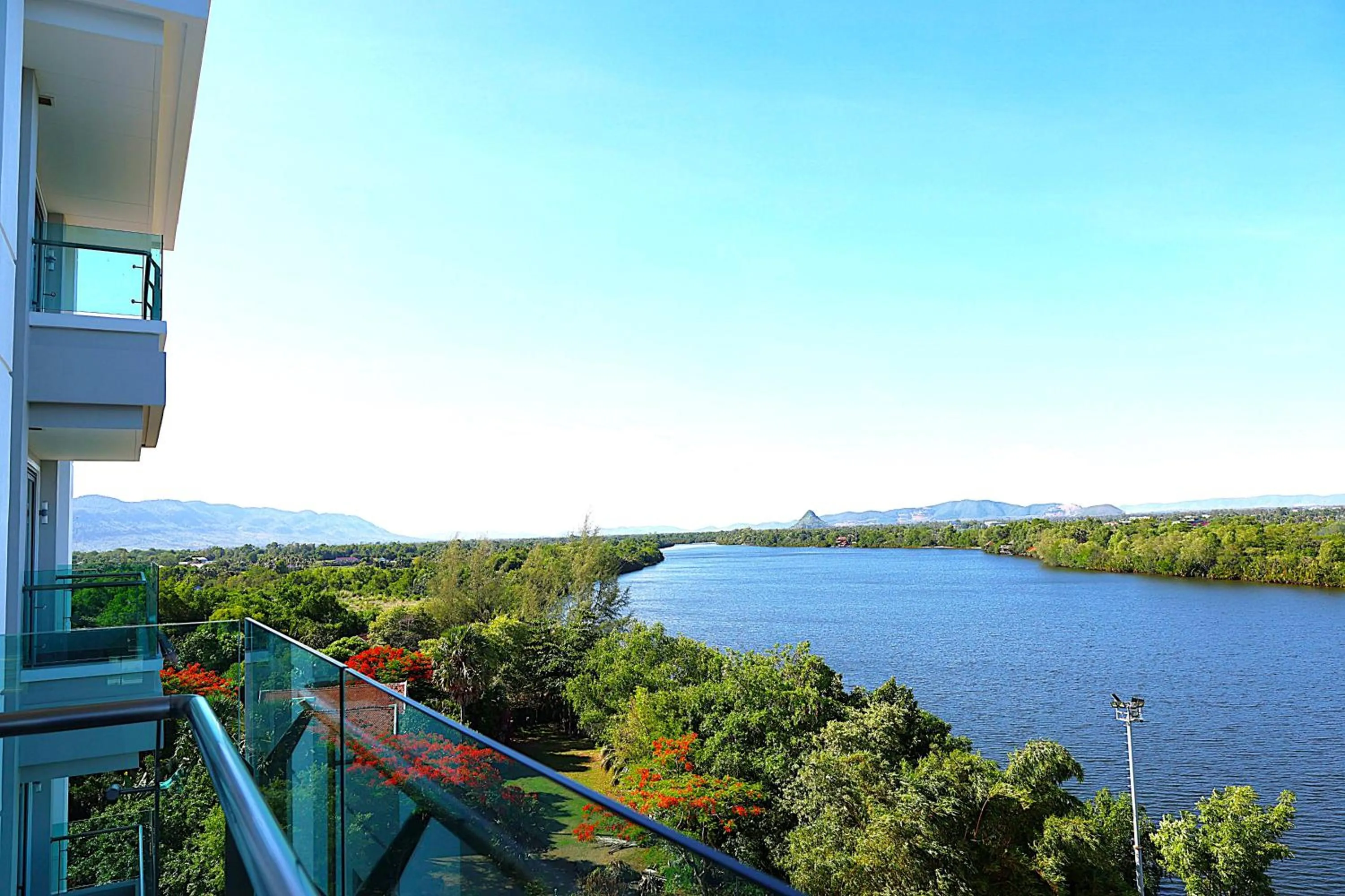 Natural landscape in Castle Bayview Resort & Spa