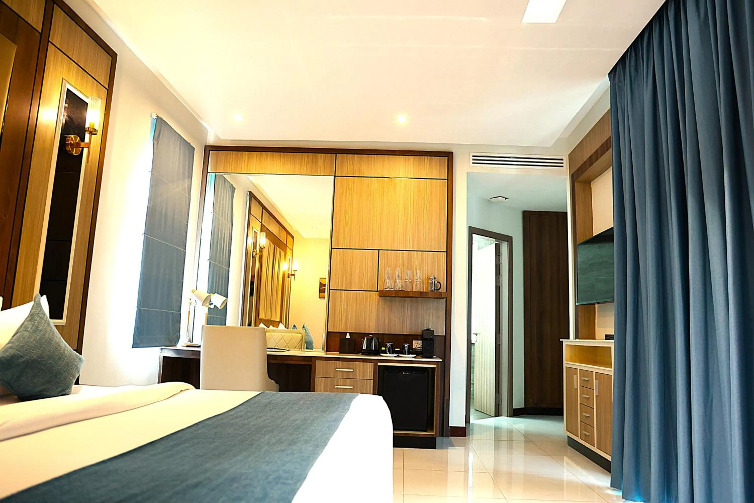 Area and facilities, Bed in Castle Bayview Resort & Spa