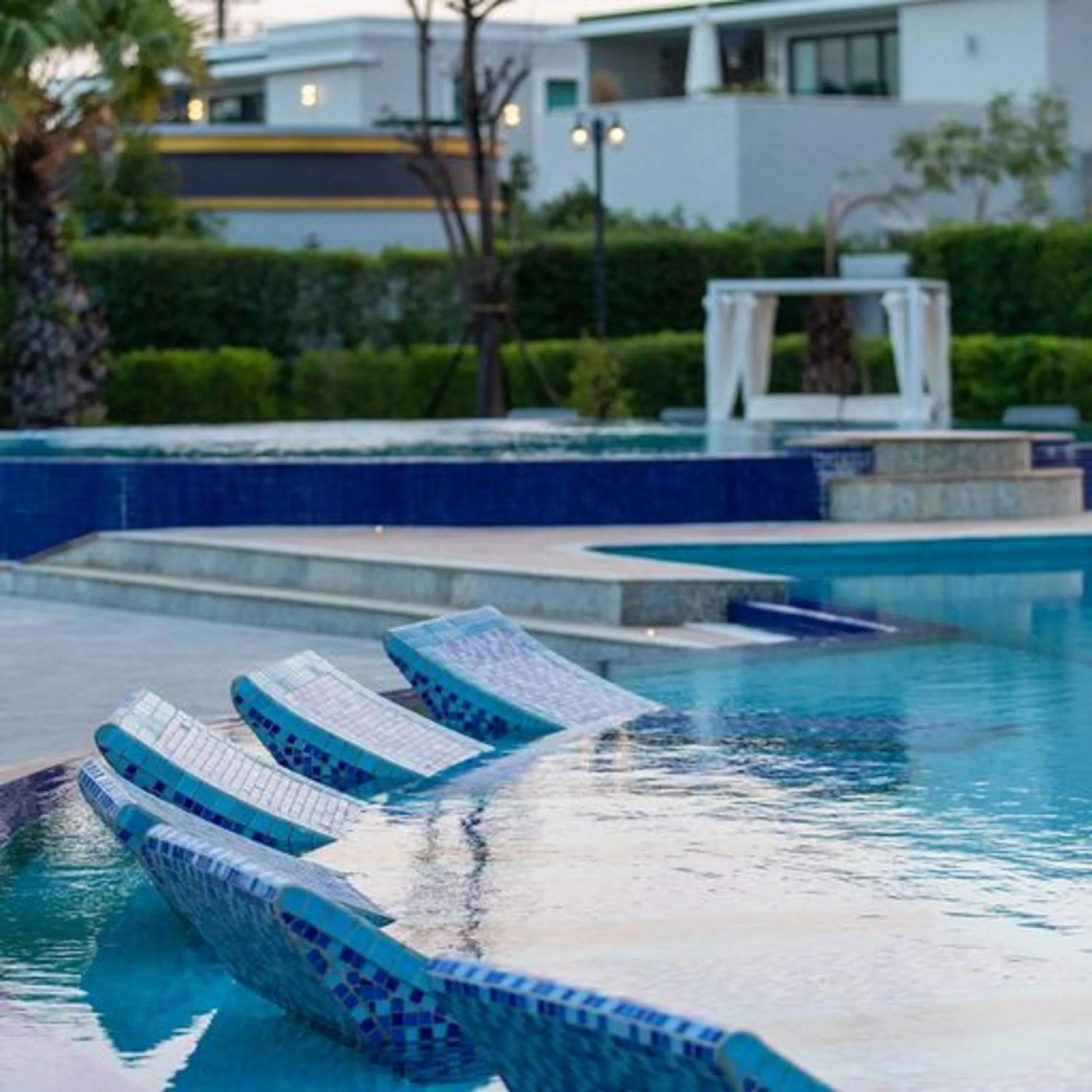 Pool view in Castle Bayview Resort & Spa