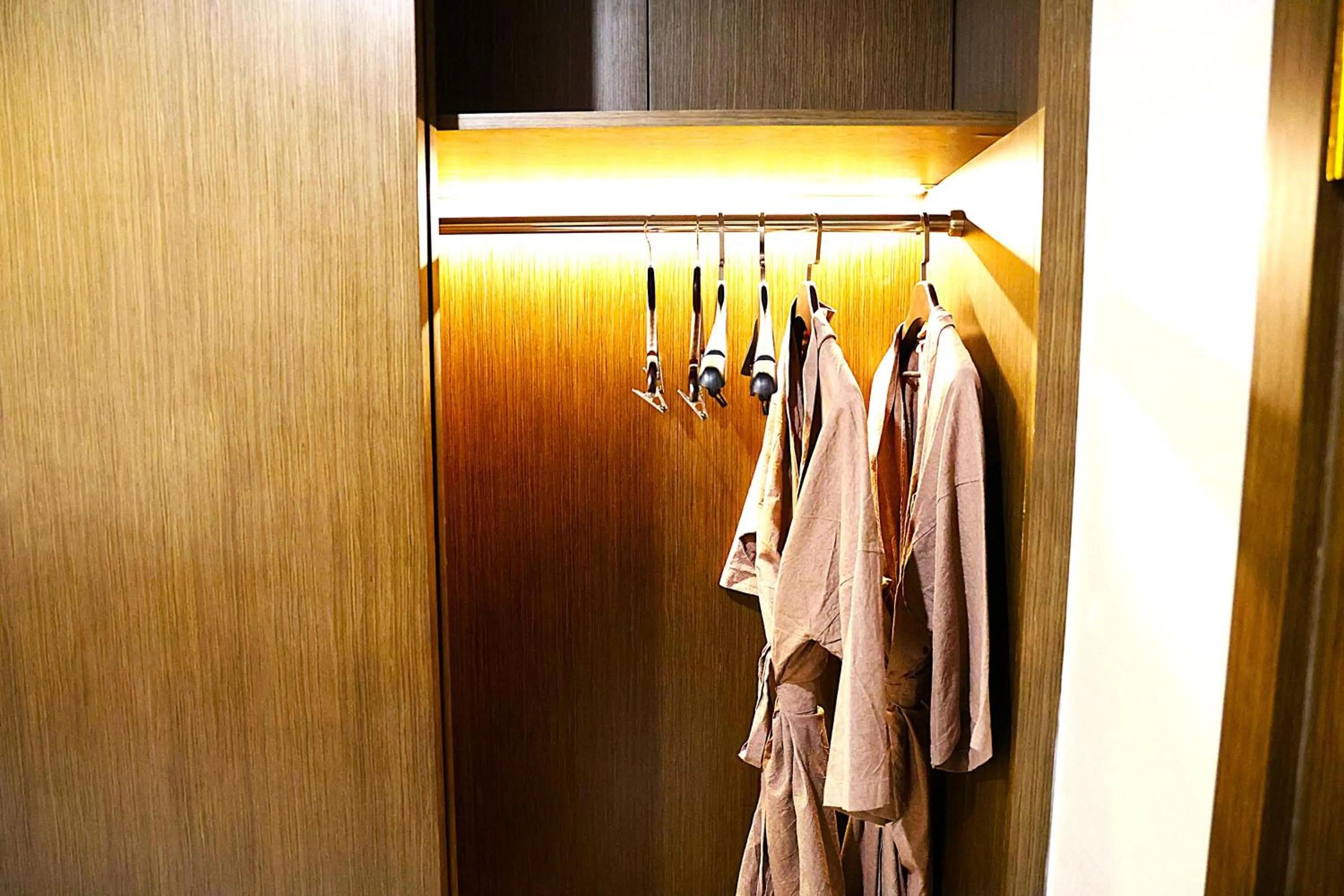 flat iron in Castle Bayview Resort & Spa