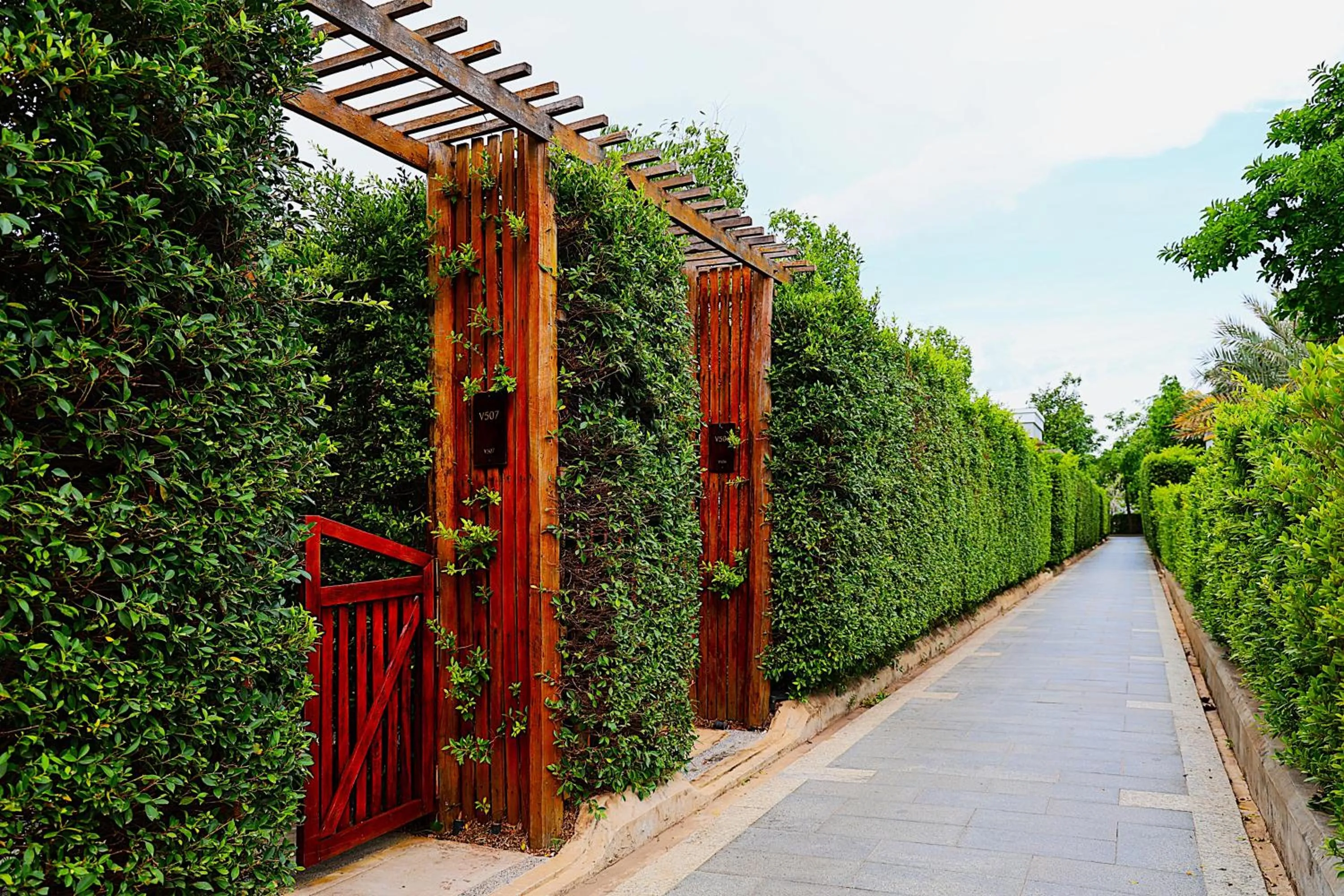 Location in Castle Bayview Resort & Spa