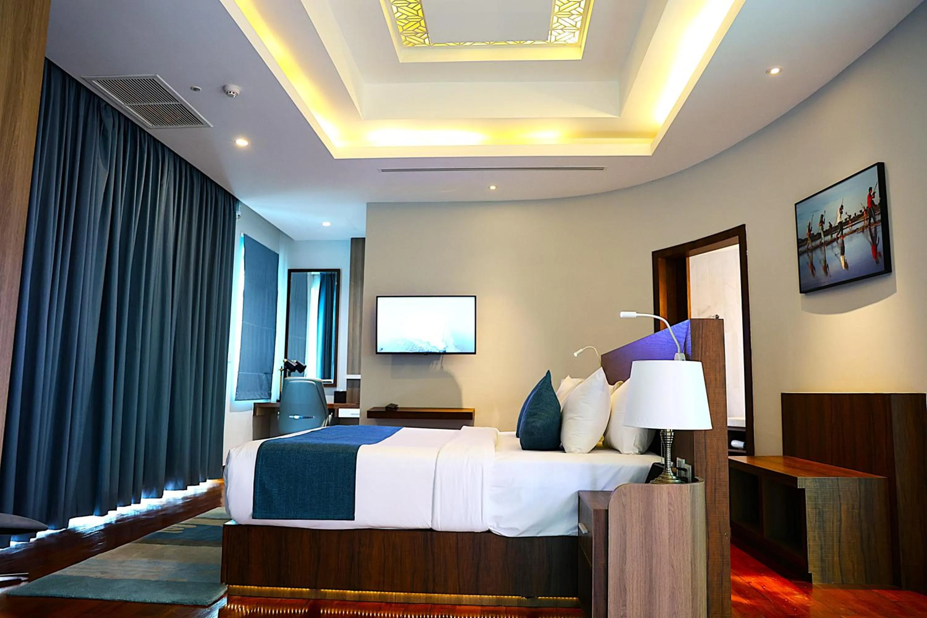 Bedroom, Bed in Castle Bayview Resort & Spa