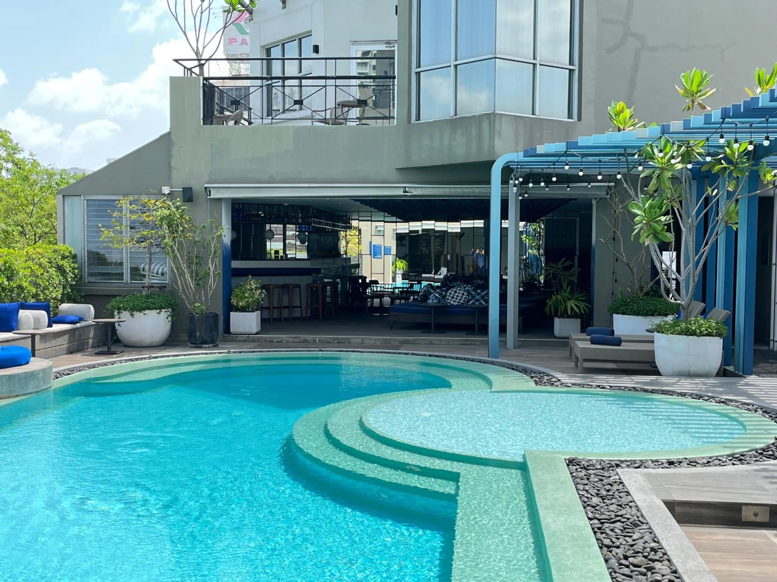 Swimming pool in Casa 17 Hotel Bangkok