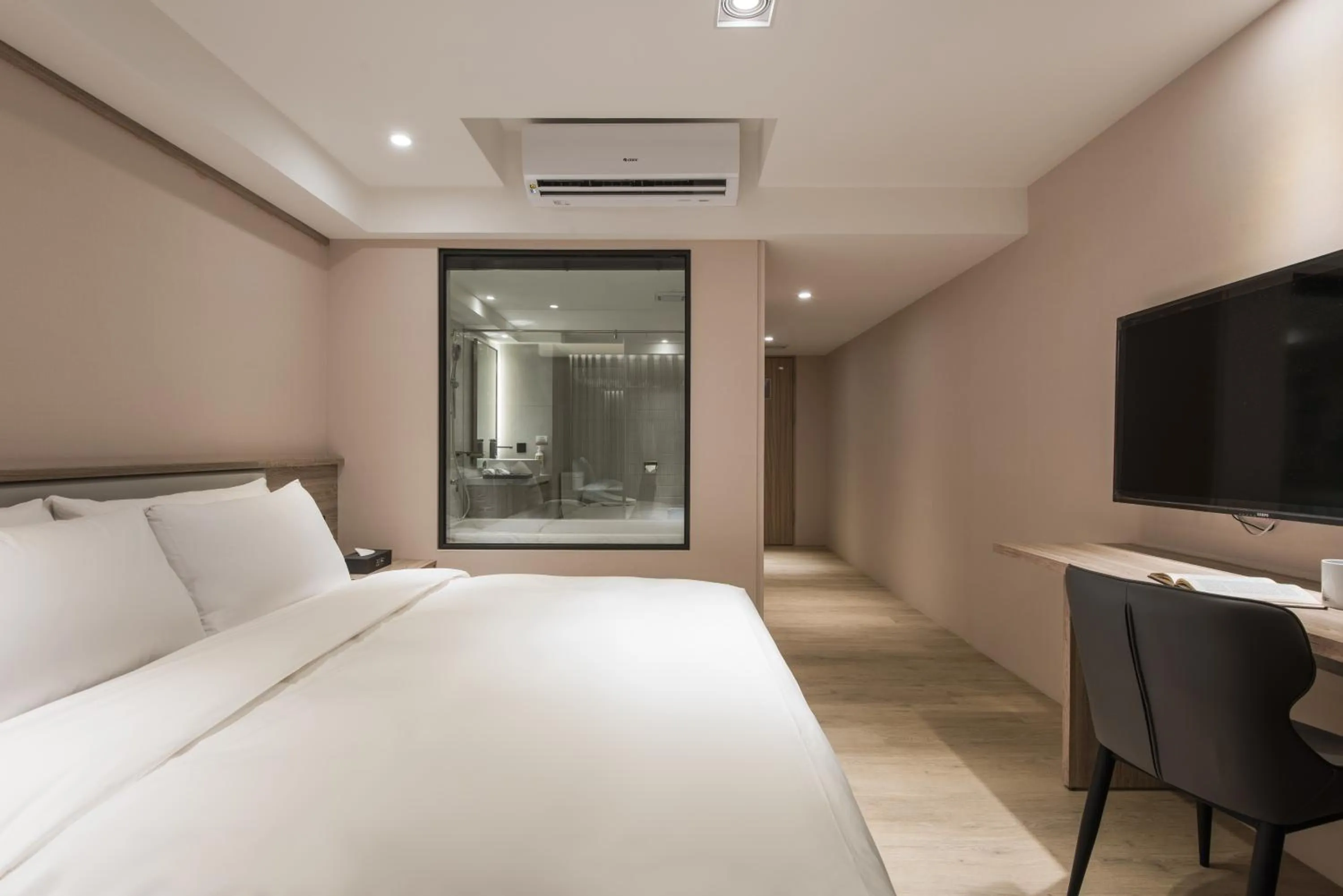 Bed in Spring Rhapsody Hotel