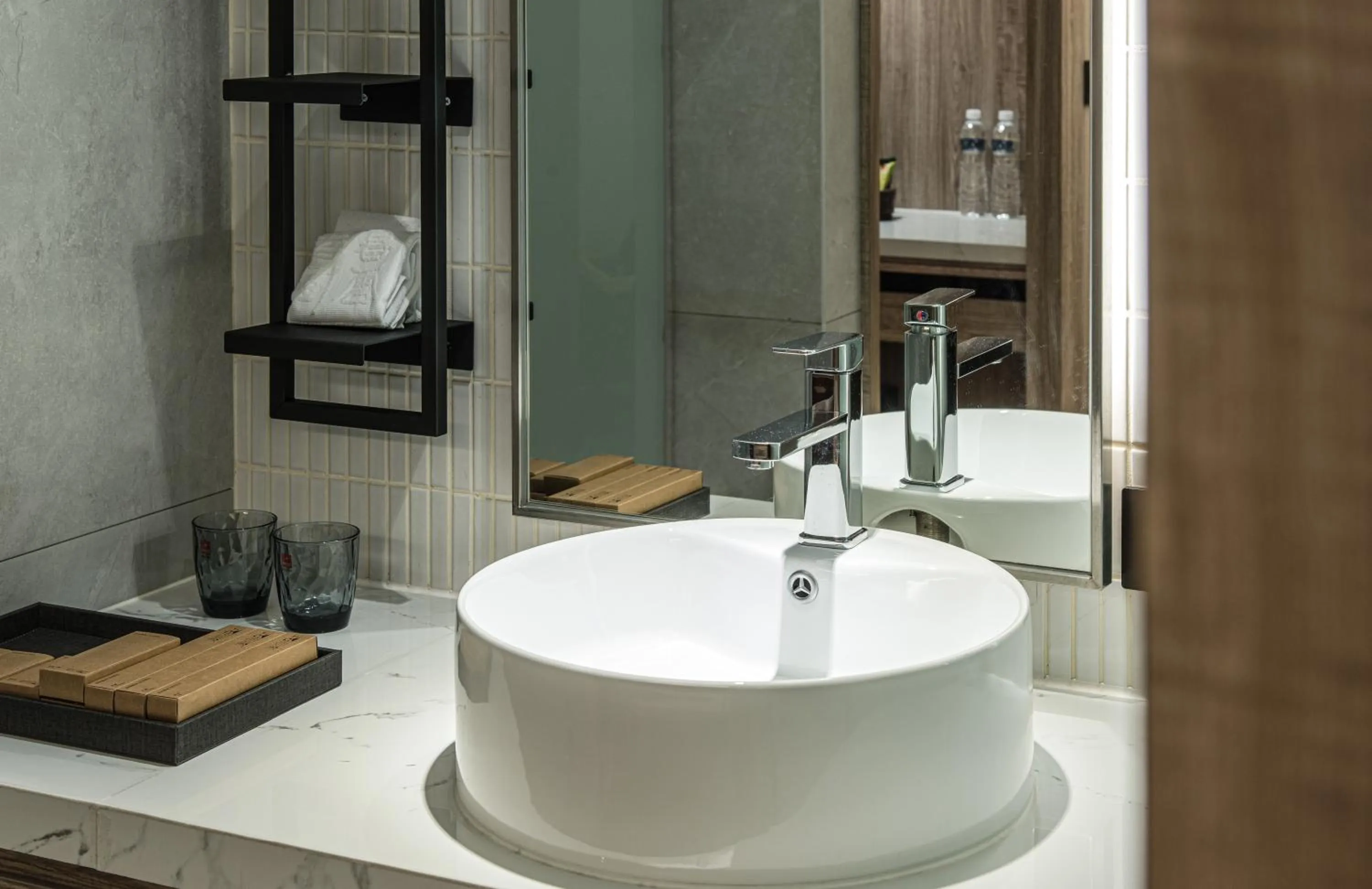 Spring Rhapsody Hotel