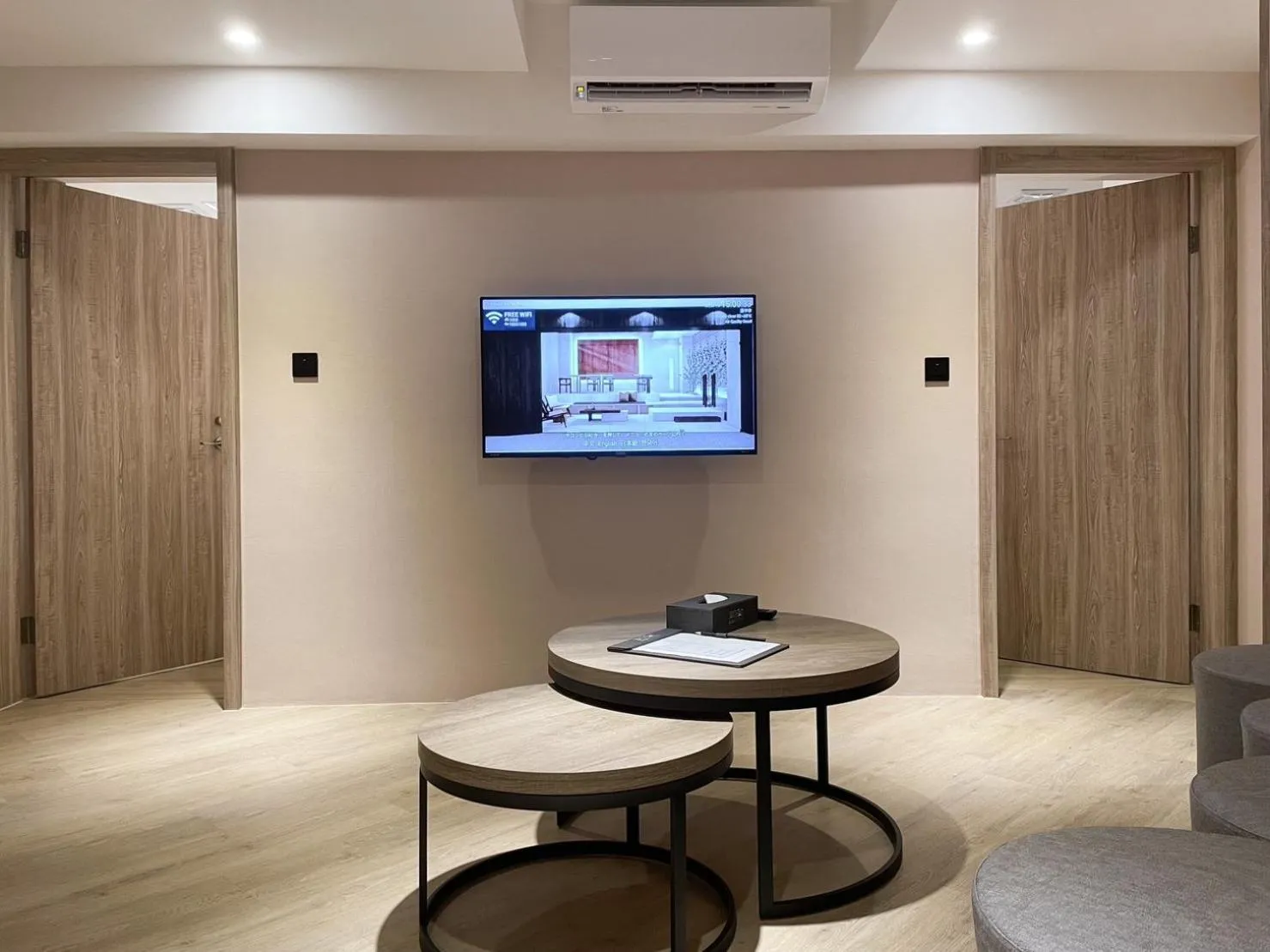 Spring Rhapsody Hotel