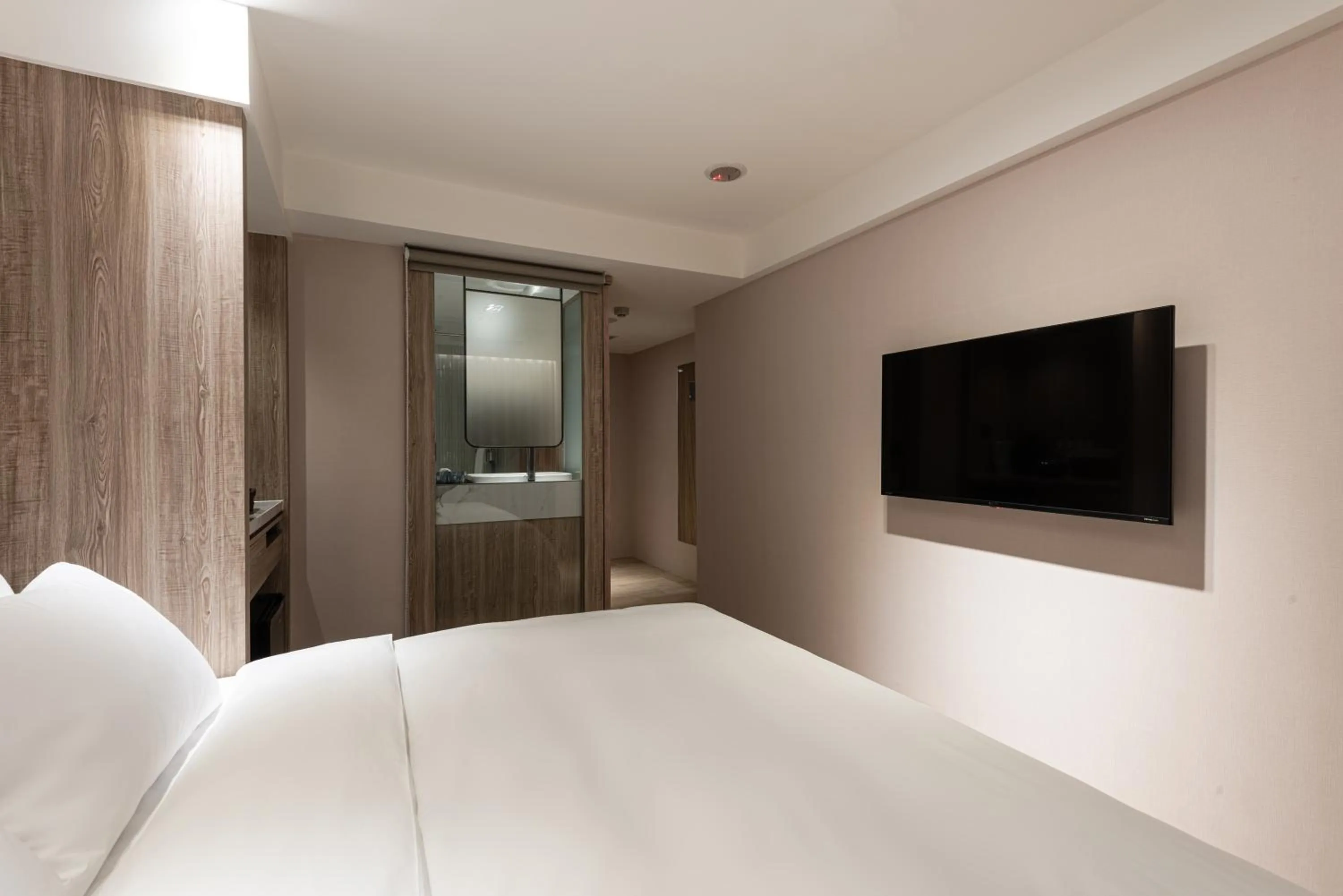 Bed in Spring Rhapsody Hotel