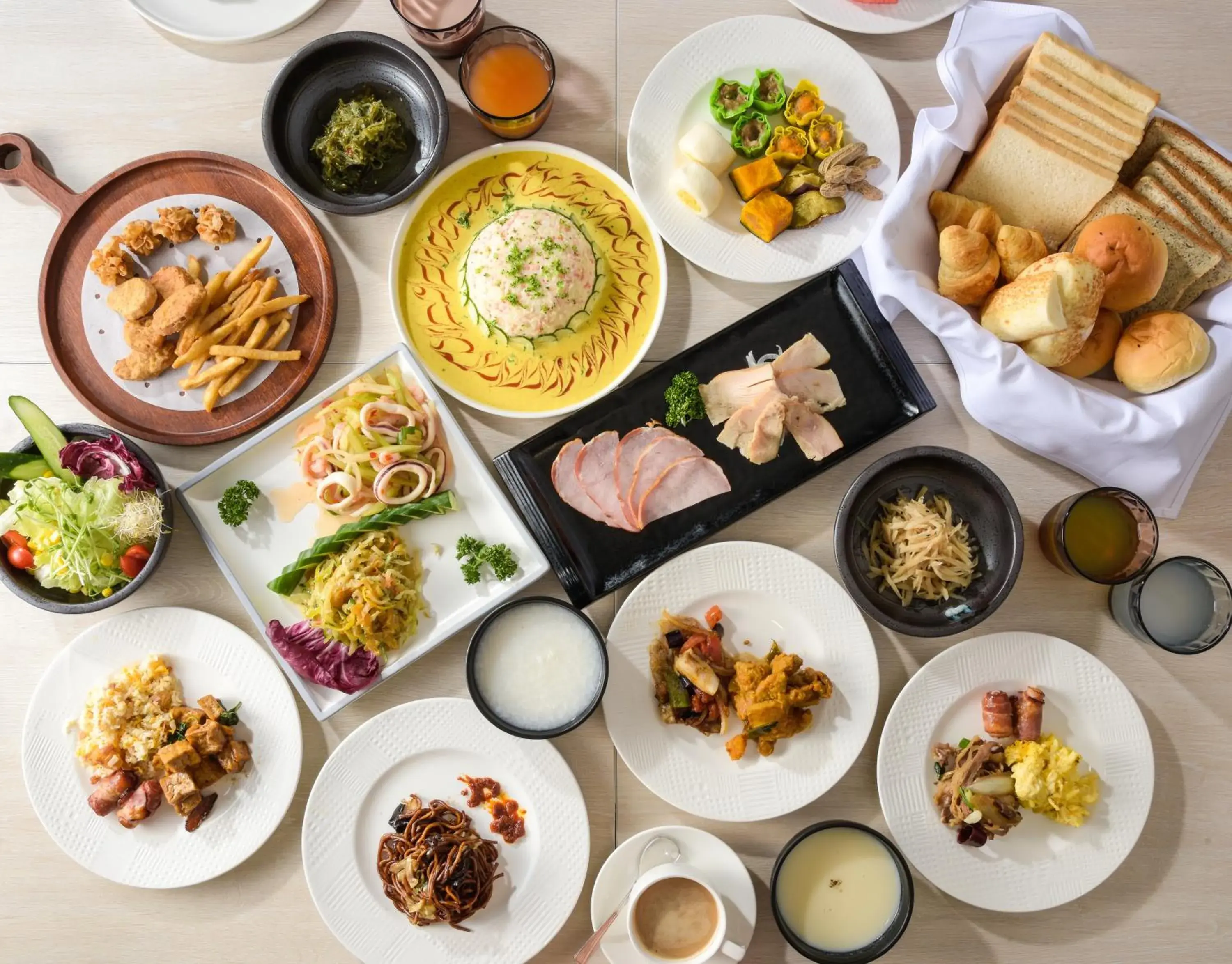 Standard Quadruple Room in Spring Rhapsody Hotel Standard Quadruple Room in Spring Rhapsody Hotel