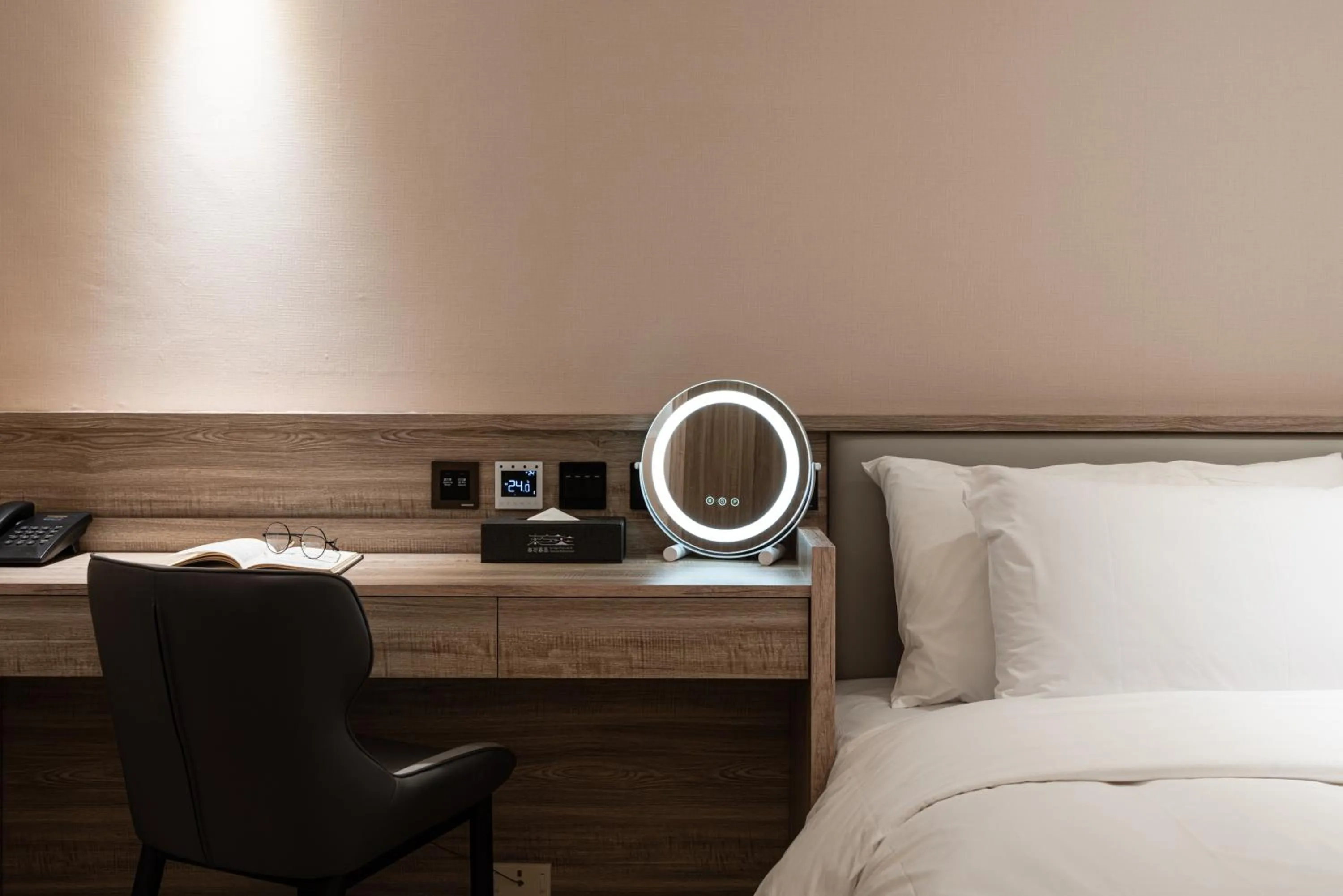 Bed in Spring Rhapsody Hotel