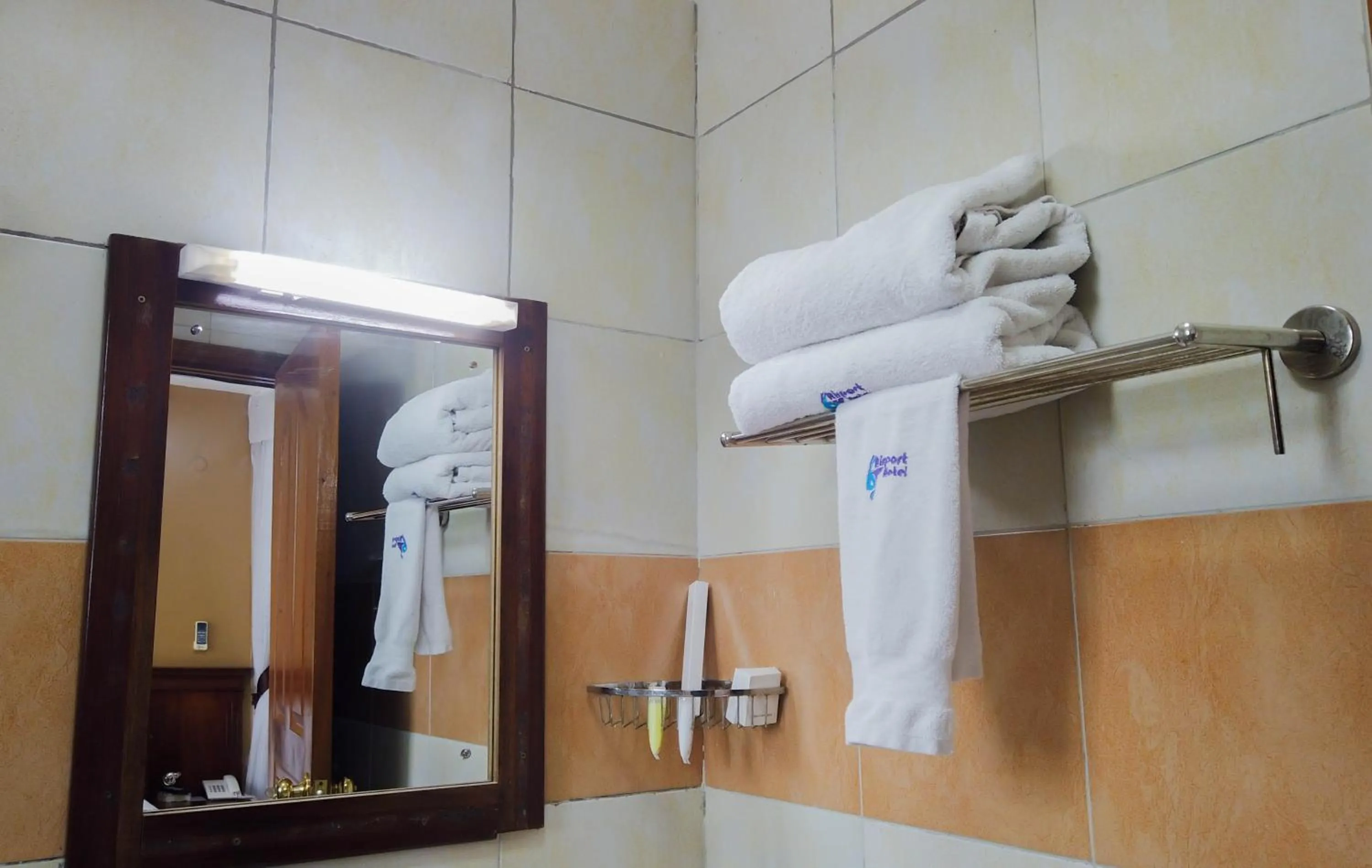 Shower in 67 Airport Hotel Nairobi
