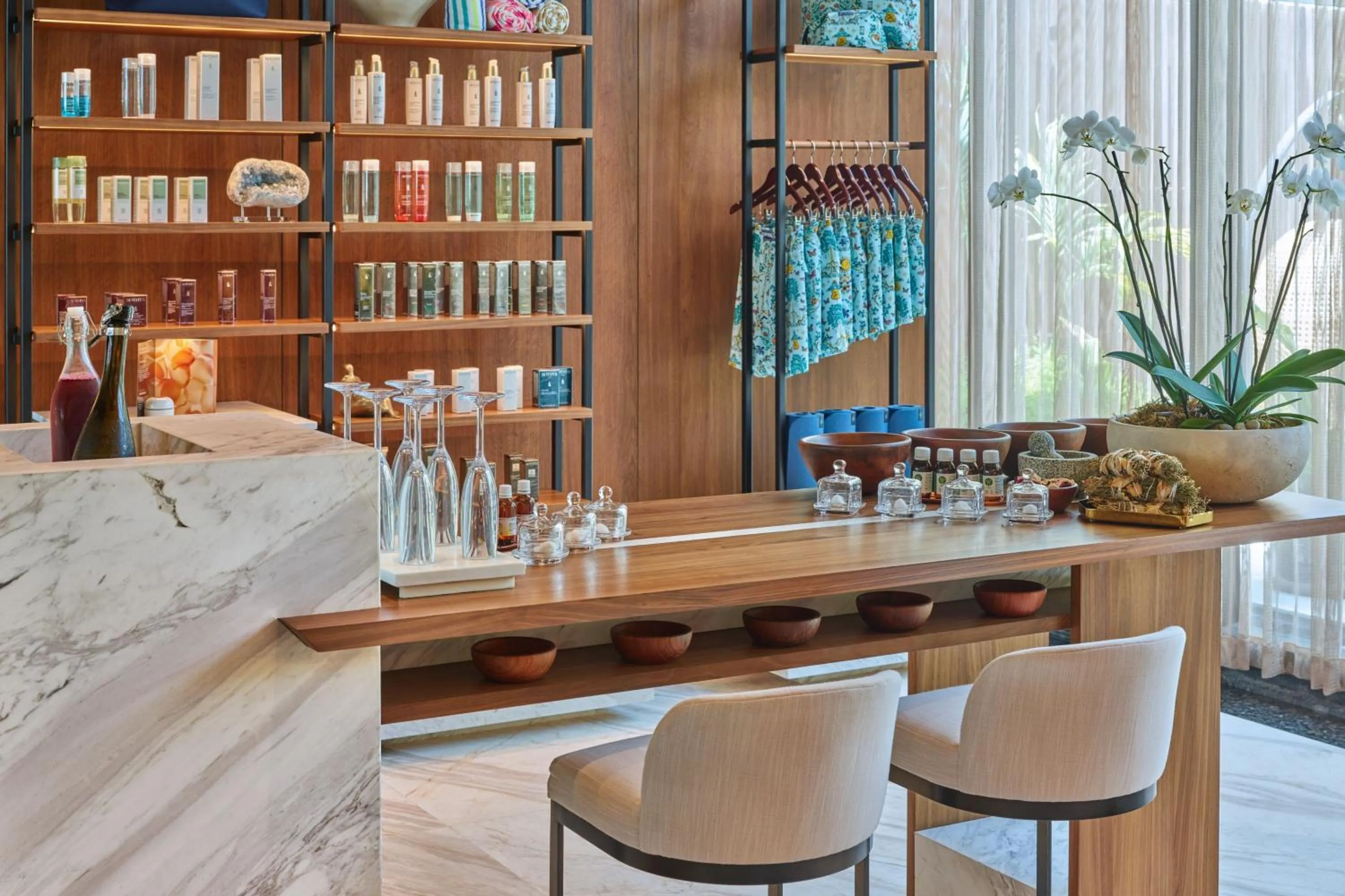 Lounge or bar in The St. Regis Kanai Resort, Riviera Maya