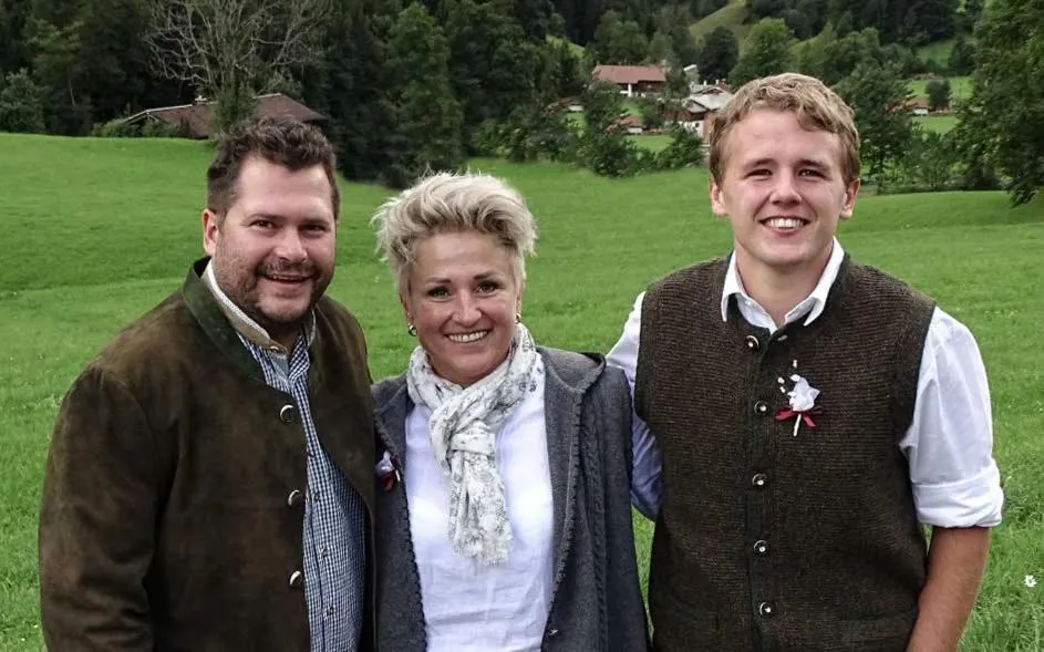 People in Alpinhotel Berchtesgaden