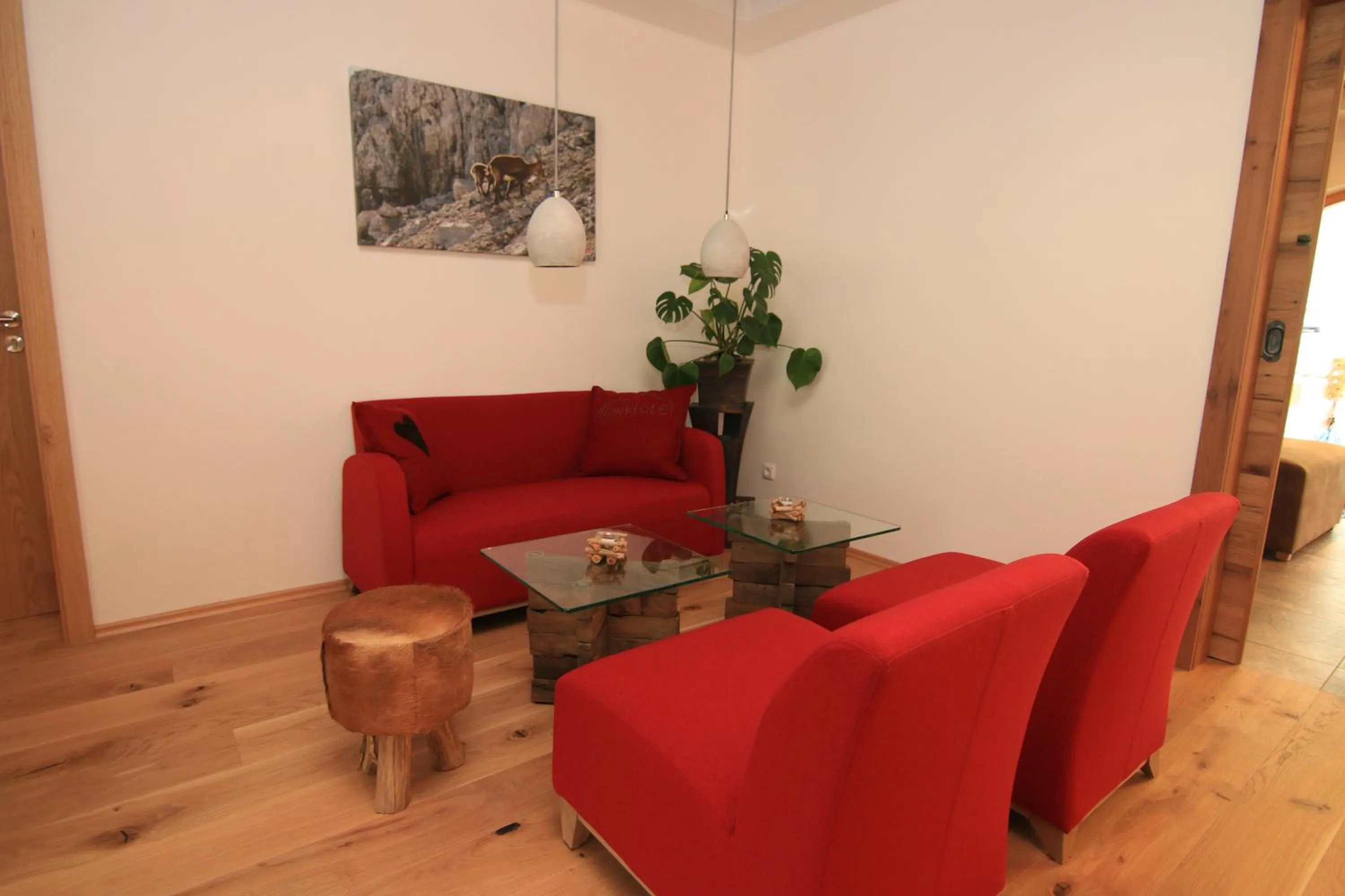 Lounge or bar in Alpinhotel Berchtesgaden