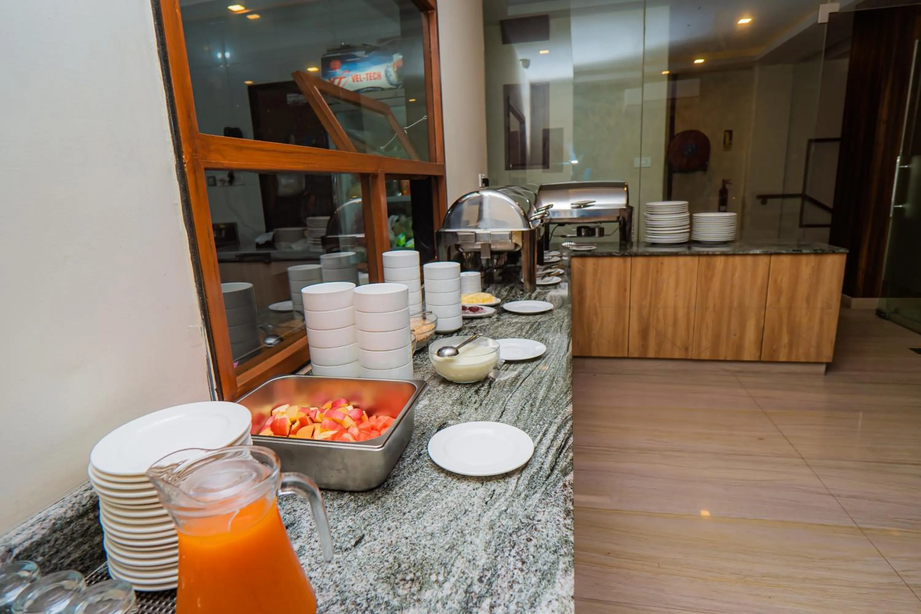 Food and drinks in Hotel Fewa Trip