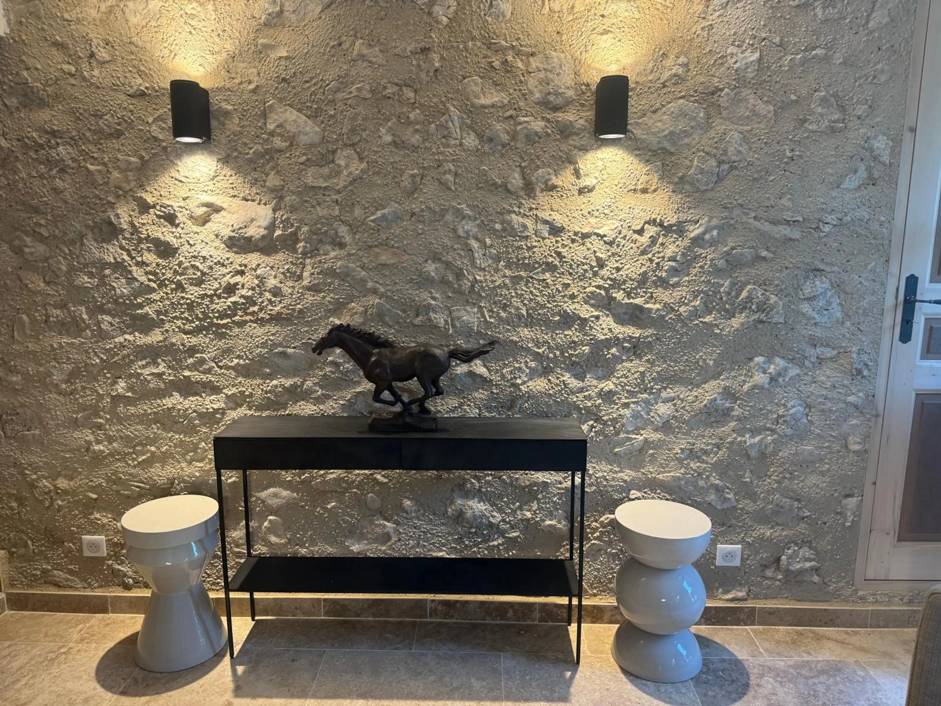 Property building in Mas Notre Dame