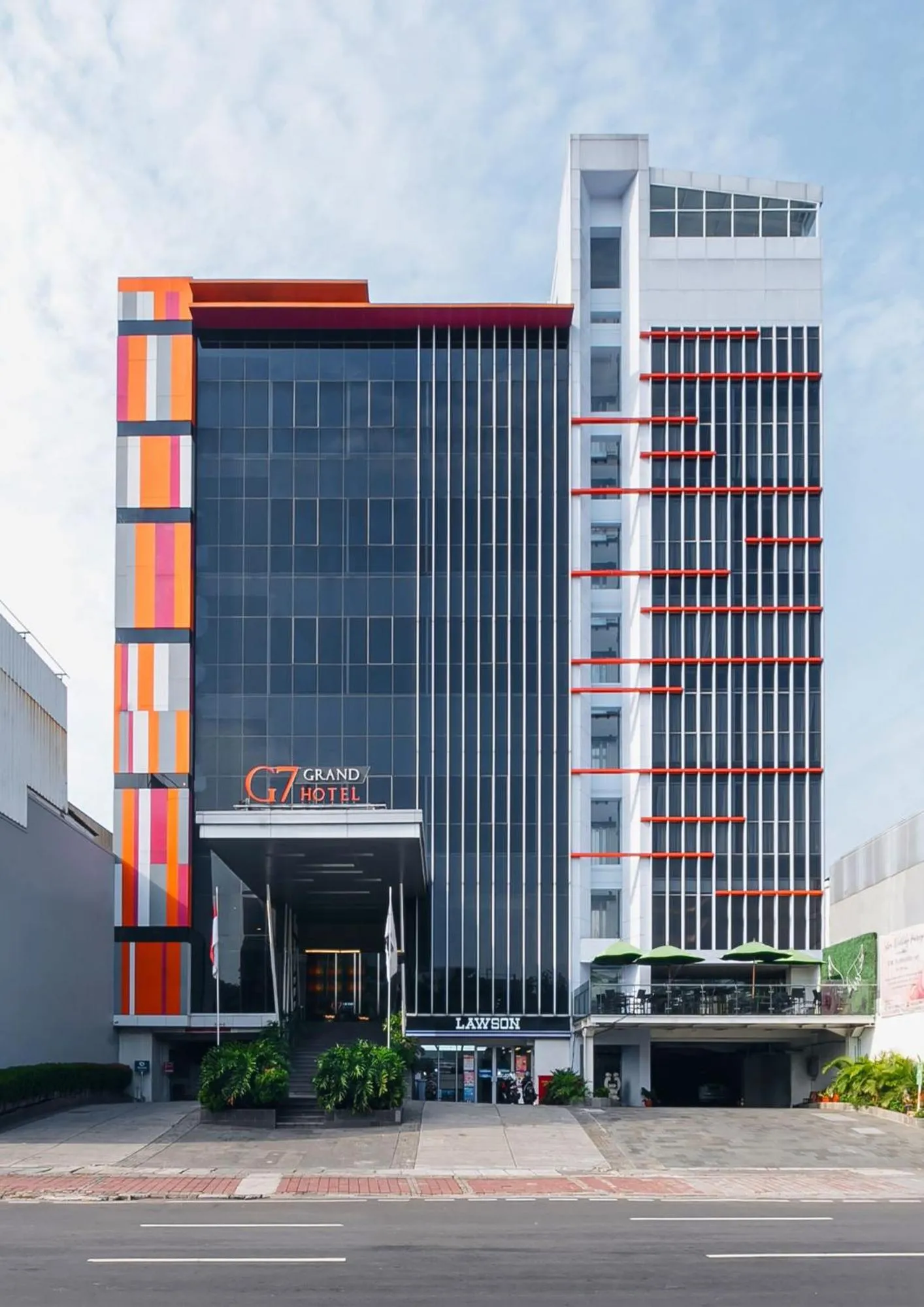 Property building in Grand G7 Hotel Pasar baru