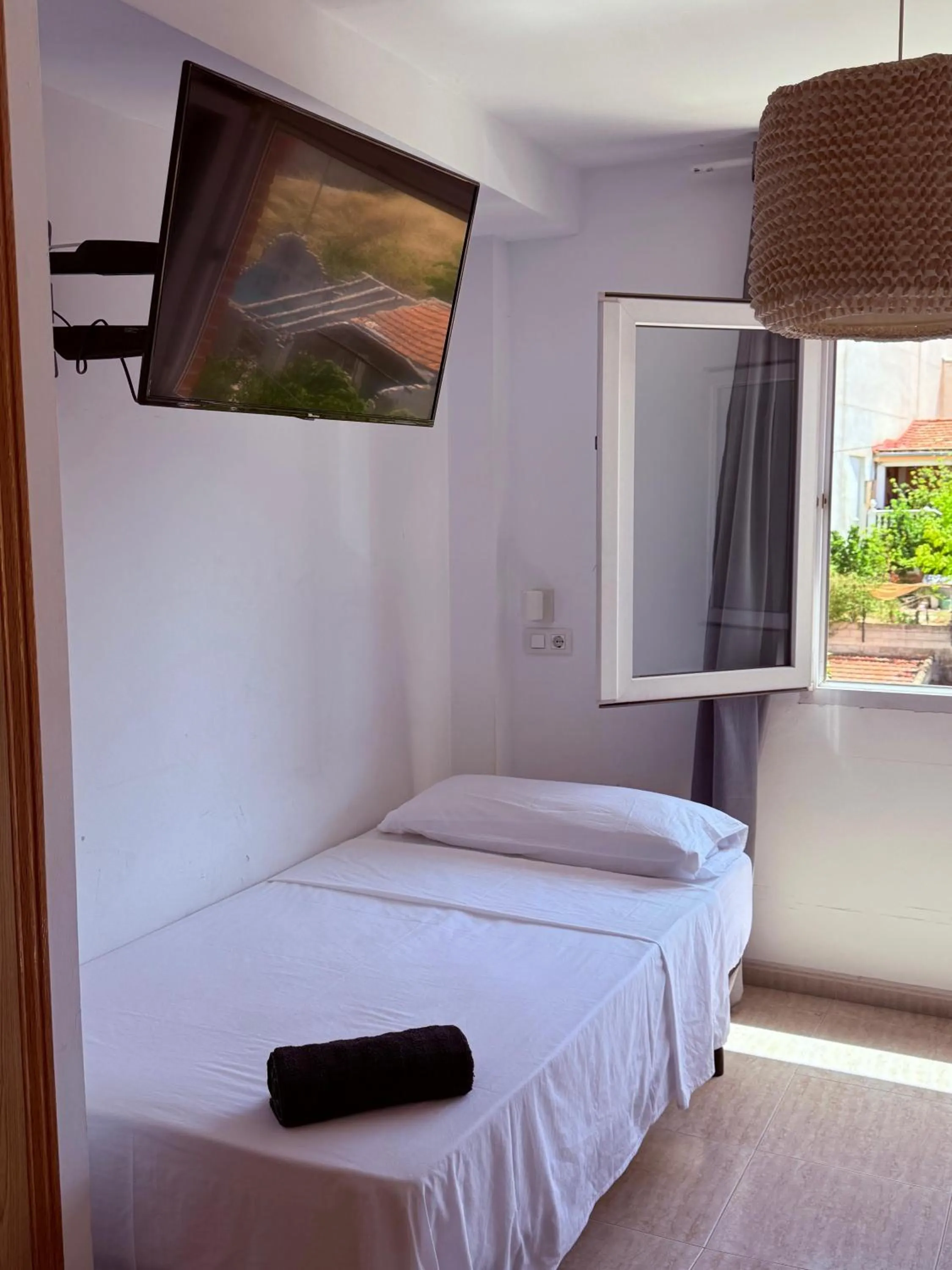 Bed in Residencial Alcoy