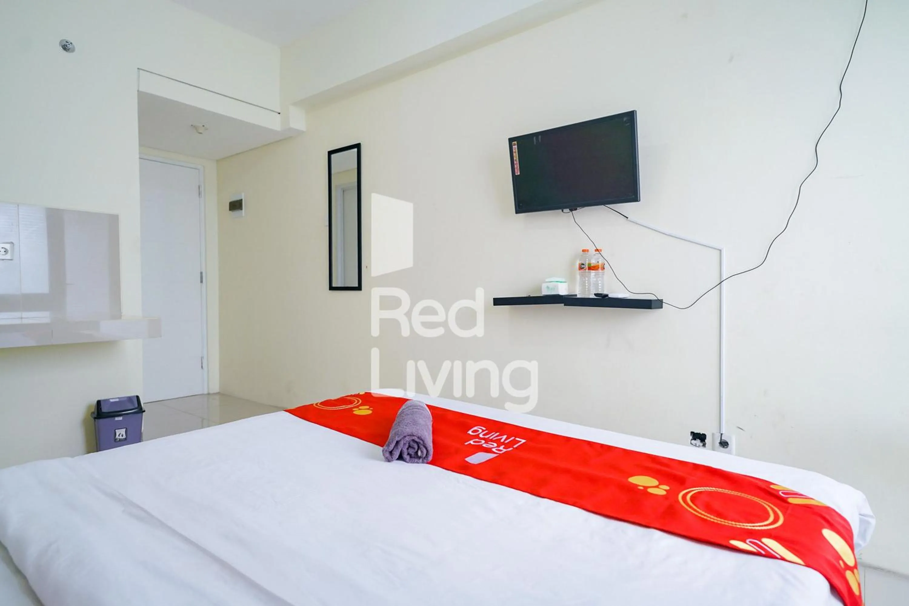 Bedroom, Bed in RedLiving Apartemen Bogorienze Resort - Skyland Tower A