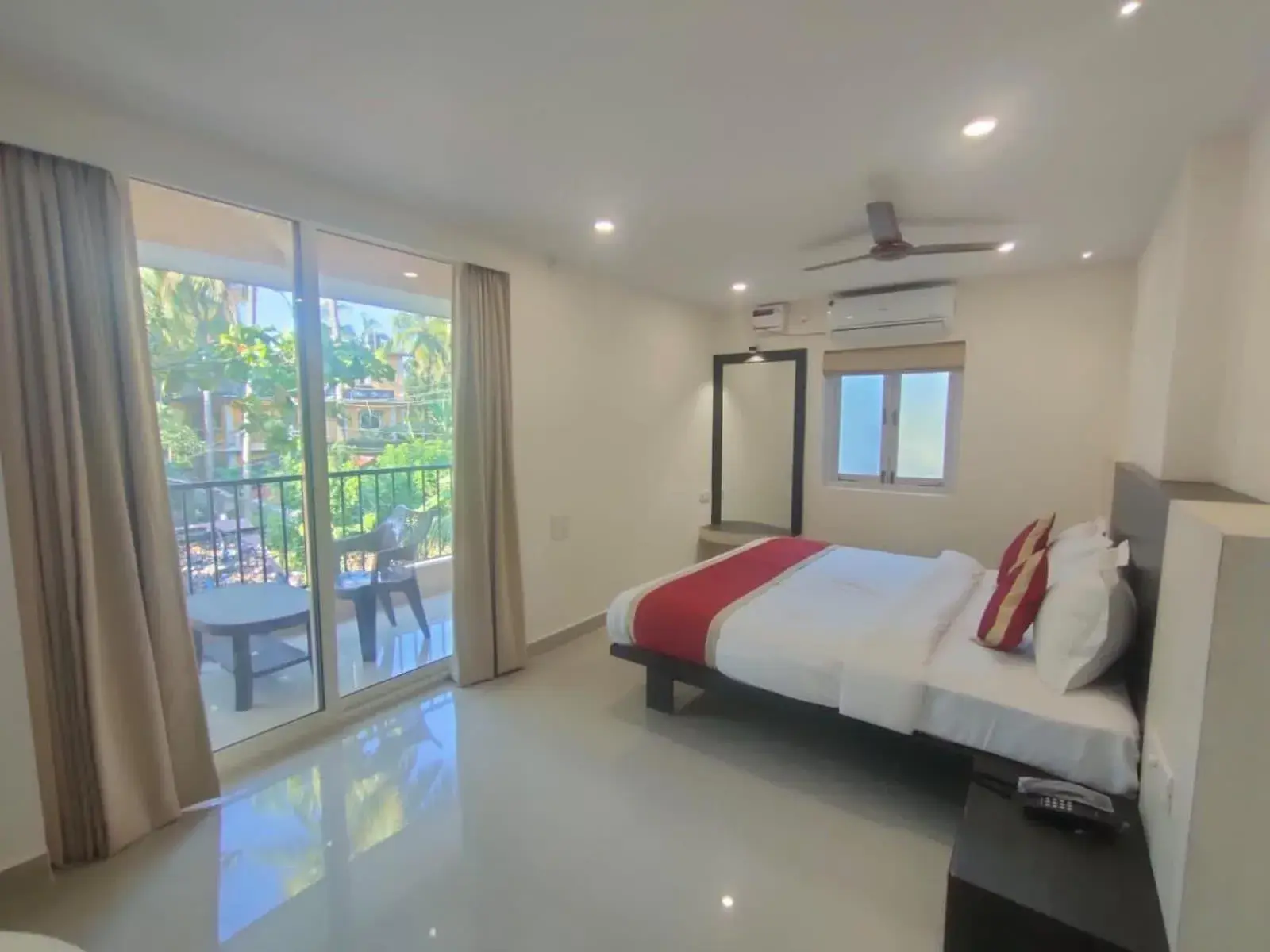 Suite with Balcony in Kay's Calangute Resort Service Apartments - Near Calangute Beach Suite with Balcony in Kay's Calangute Resort Service Apartments - Near Calangute Beach