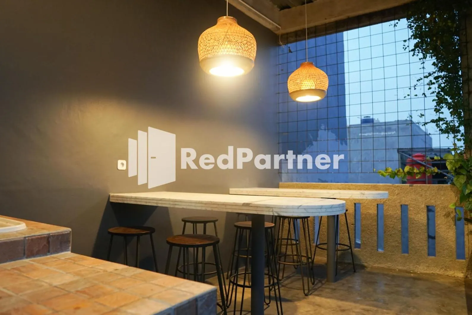 Tomang Gelong Guest House Syariah Mitra RedDoorz