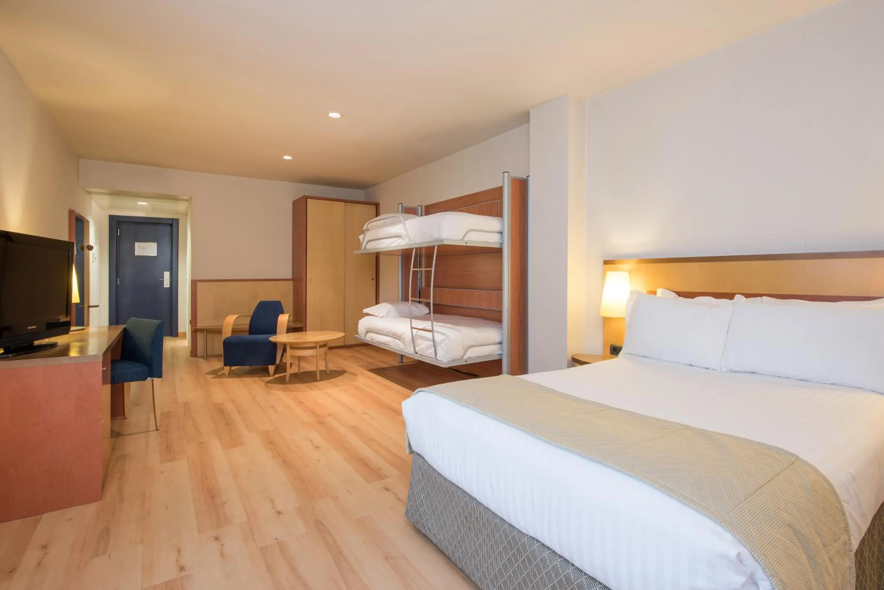 Bedroom, Bed in Hotel Castellon Center Affiliated by Meliá