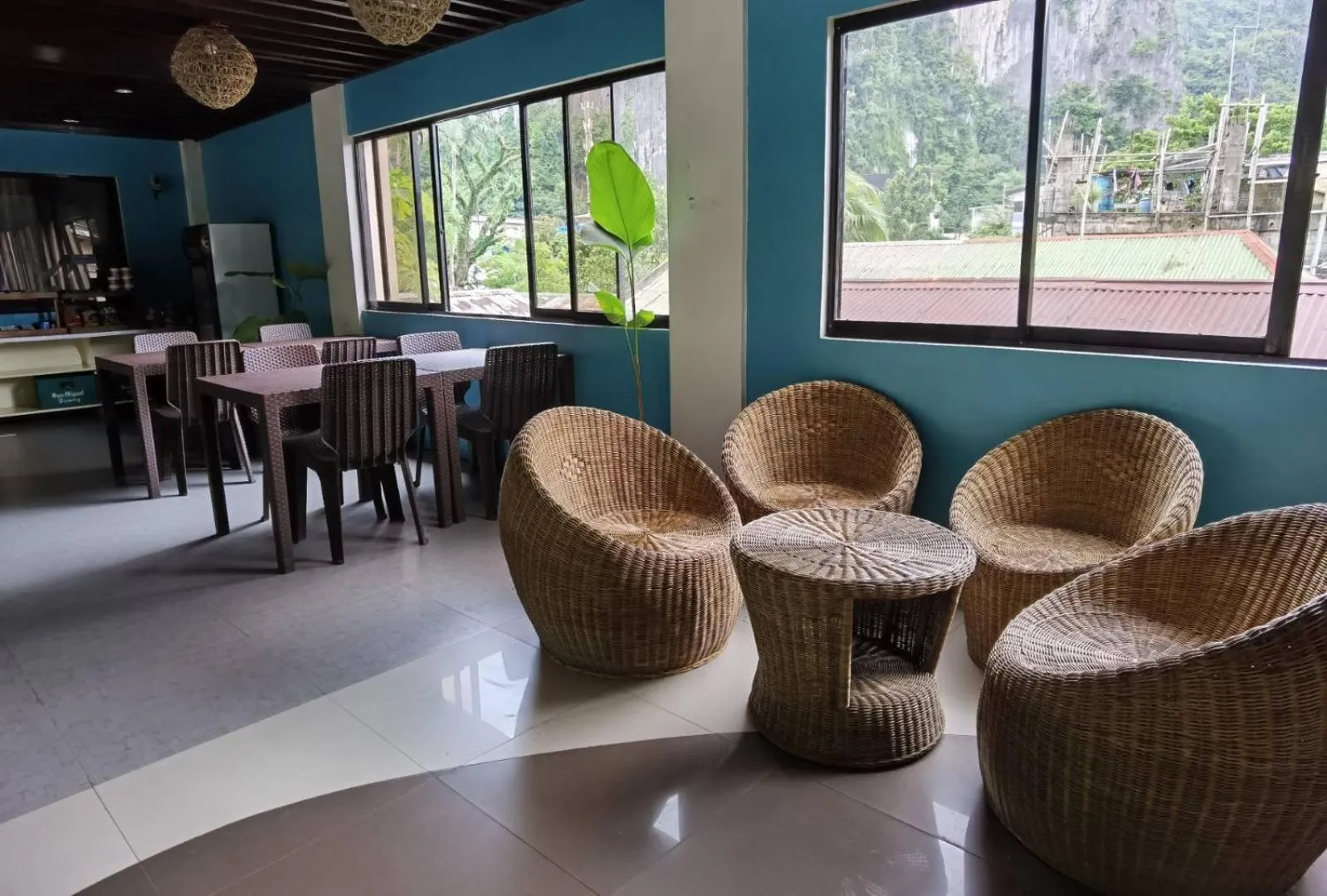 Seating area in Amos Pili Tree Inn powered by Cocotel