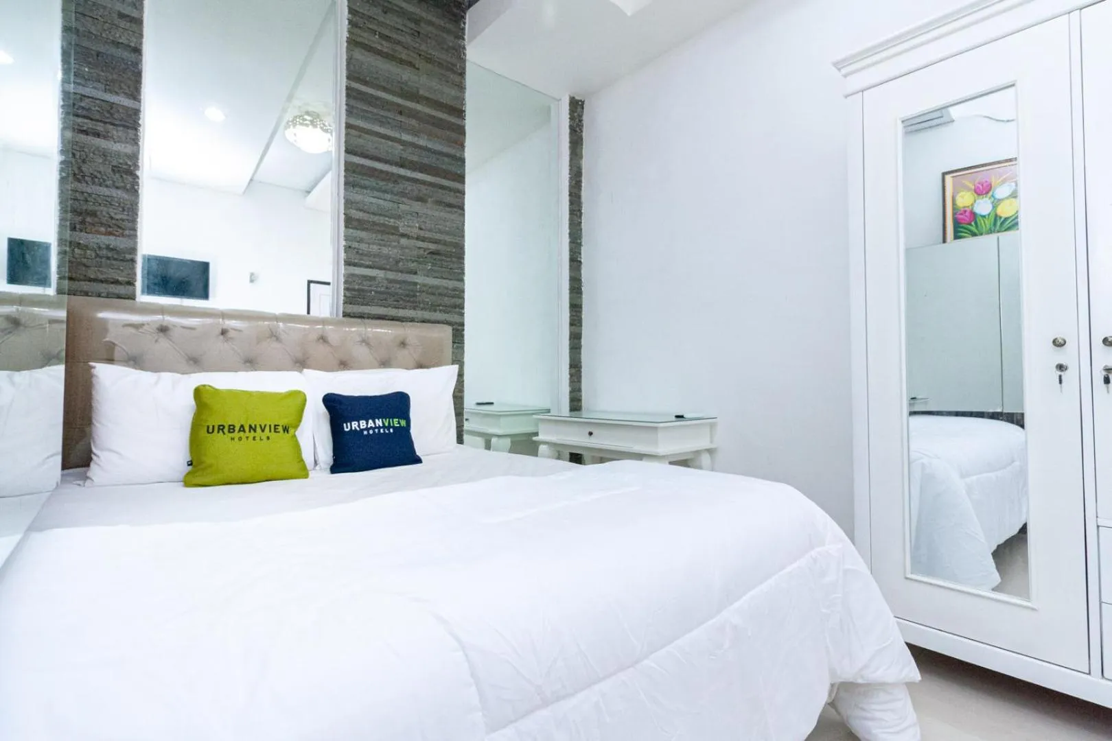 Bedroom, Bed in Urbanview Daniela Jambi by RedDoorz