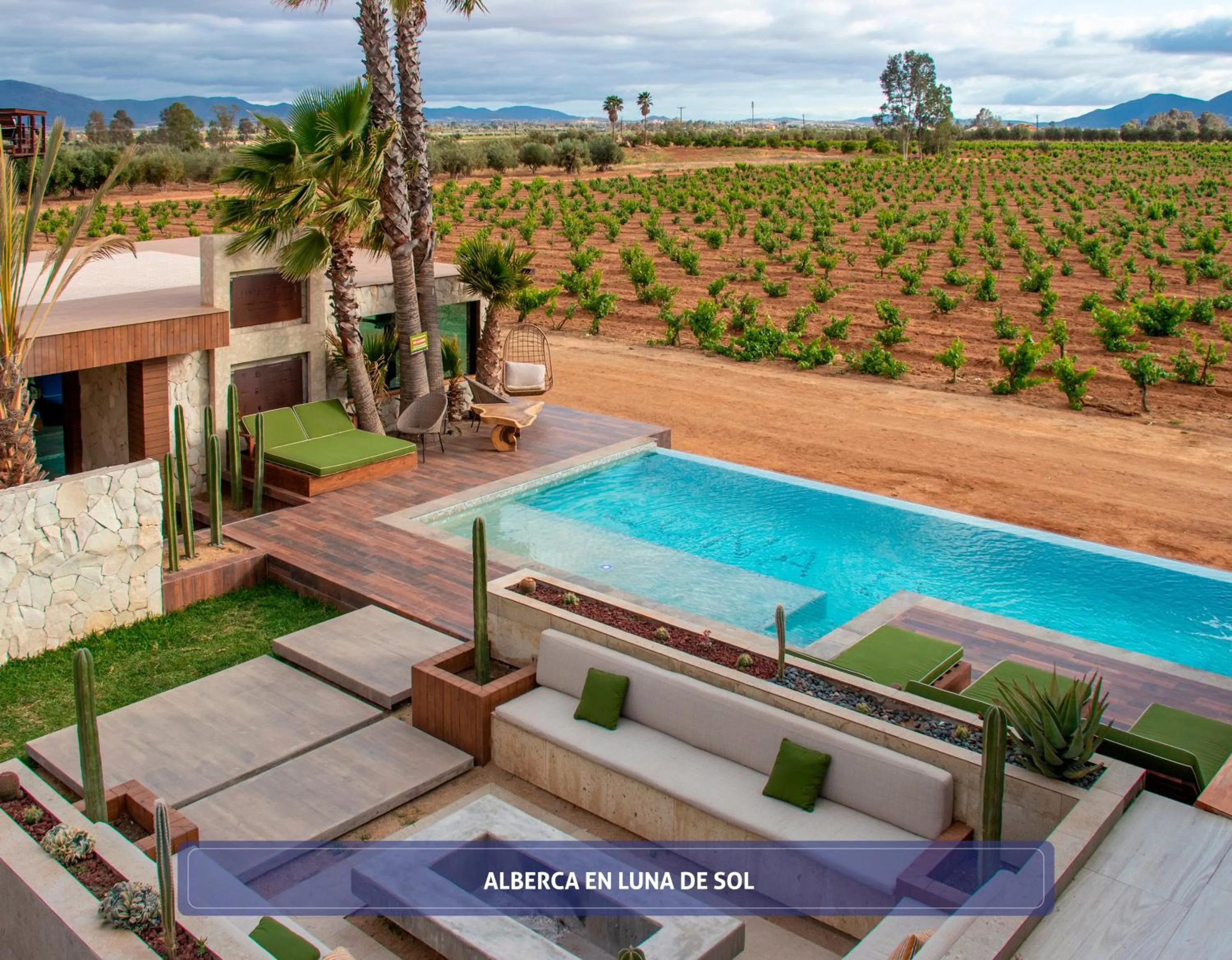 Swimming pool in Hotel Boutique Valle de Guadalupe & Spa