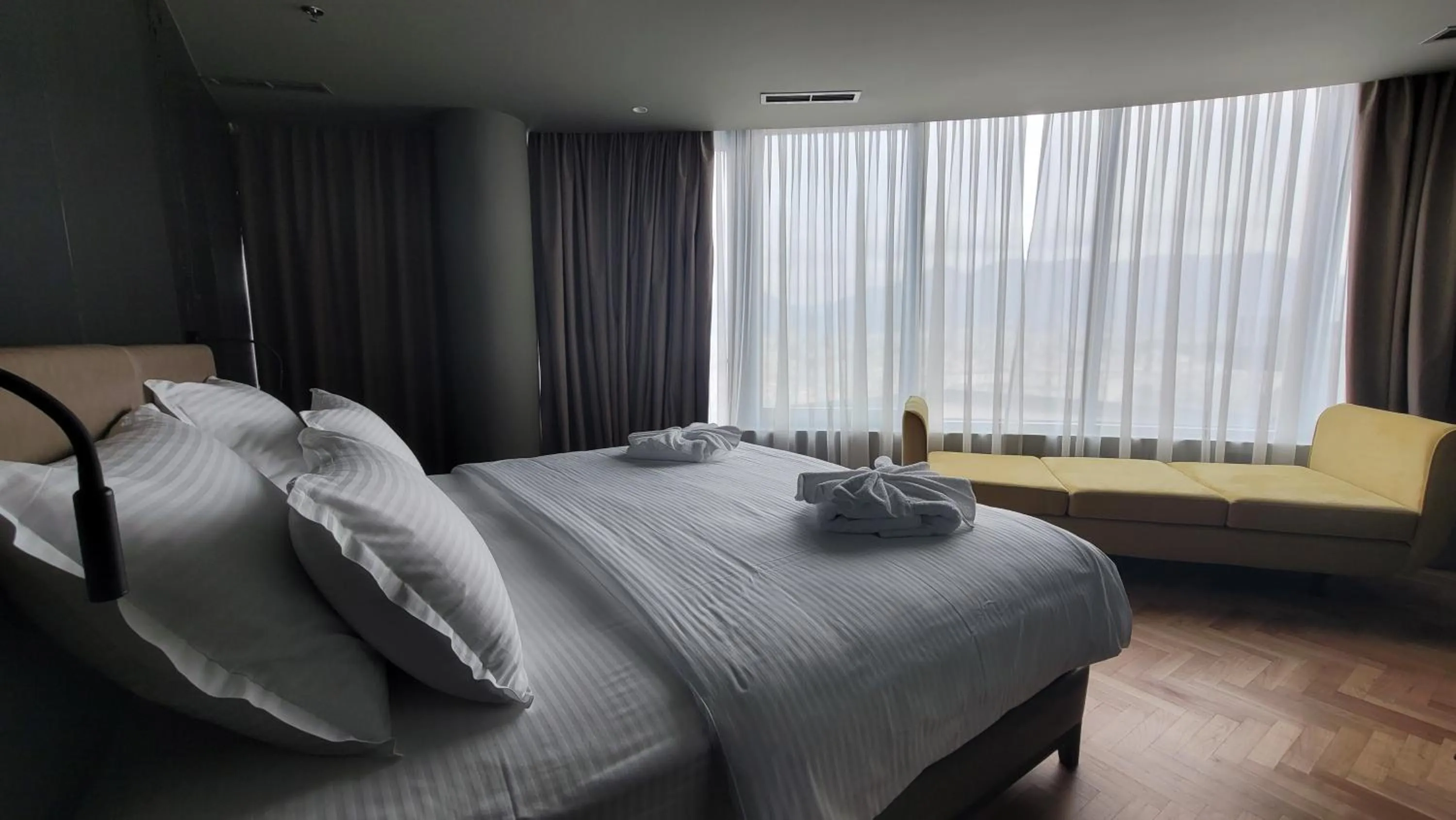 Bed in Arka Art Hotel