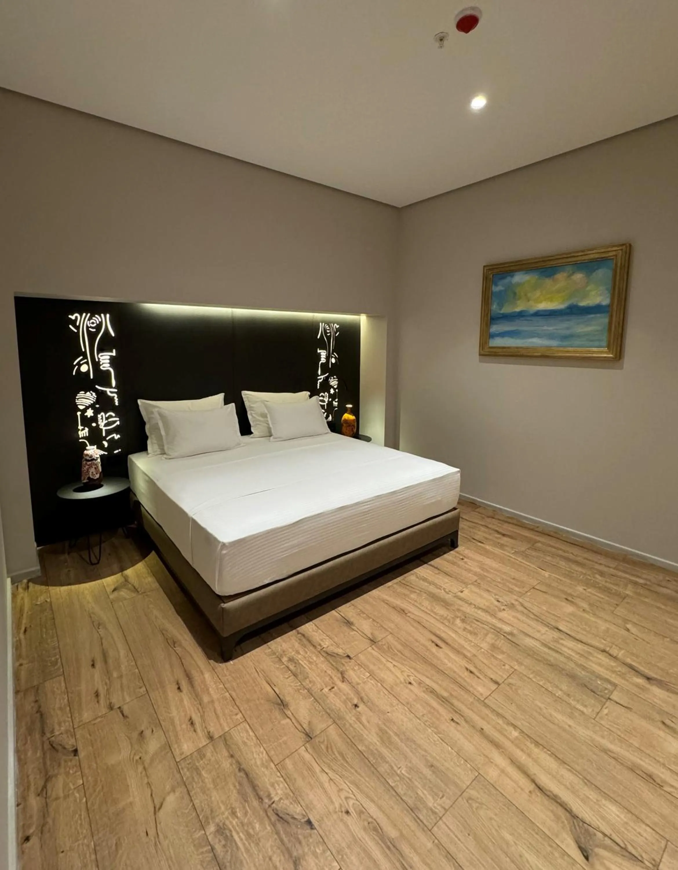 Bed in Arka Art Hotel
