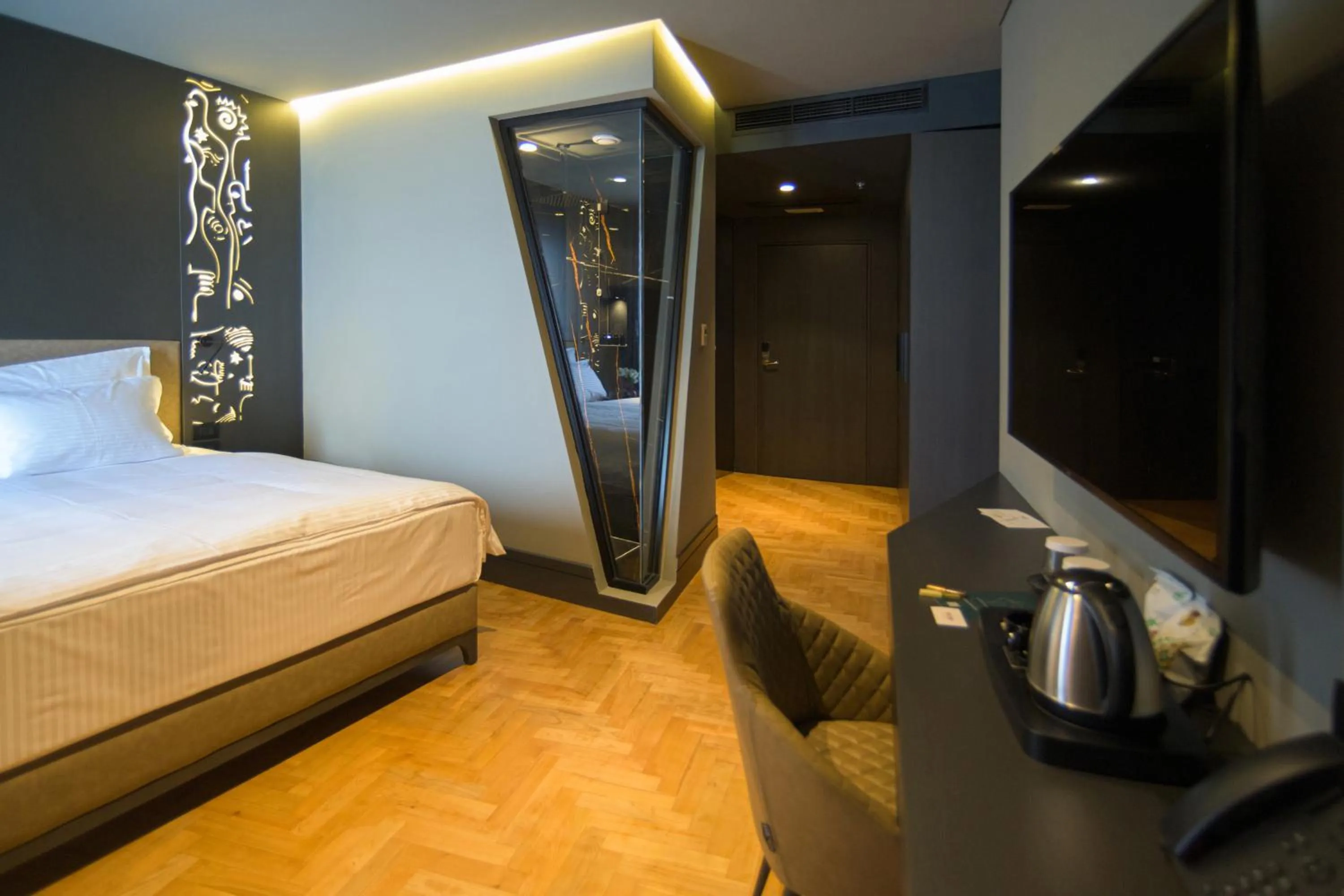 Bed in Arka Art Hotel