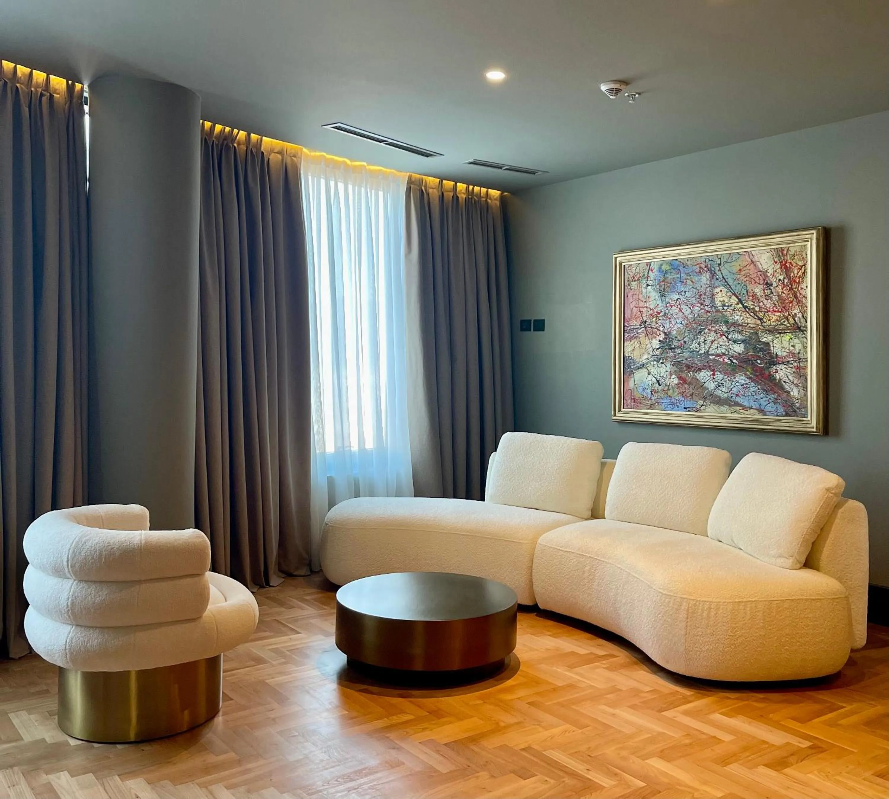 Living room in Arka Art Hotel