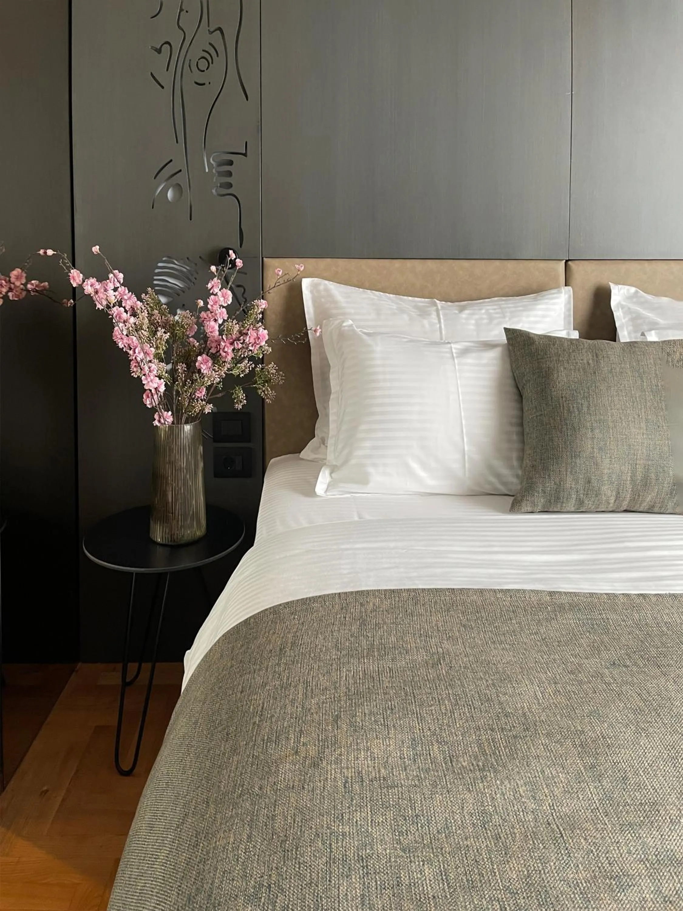 Property building, Bed in Arka Art Hotel