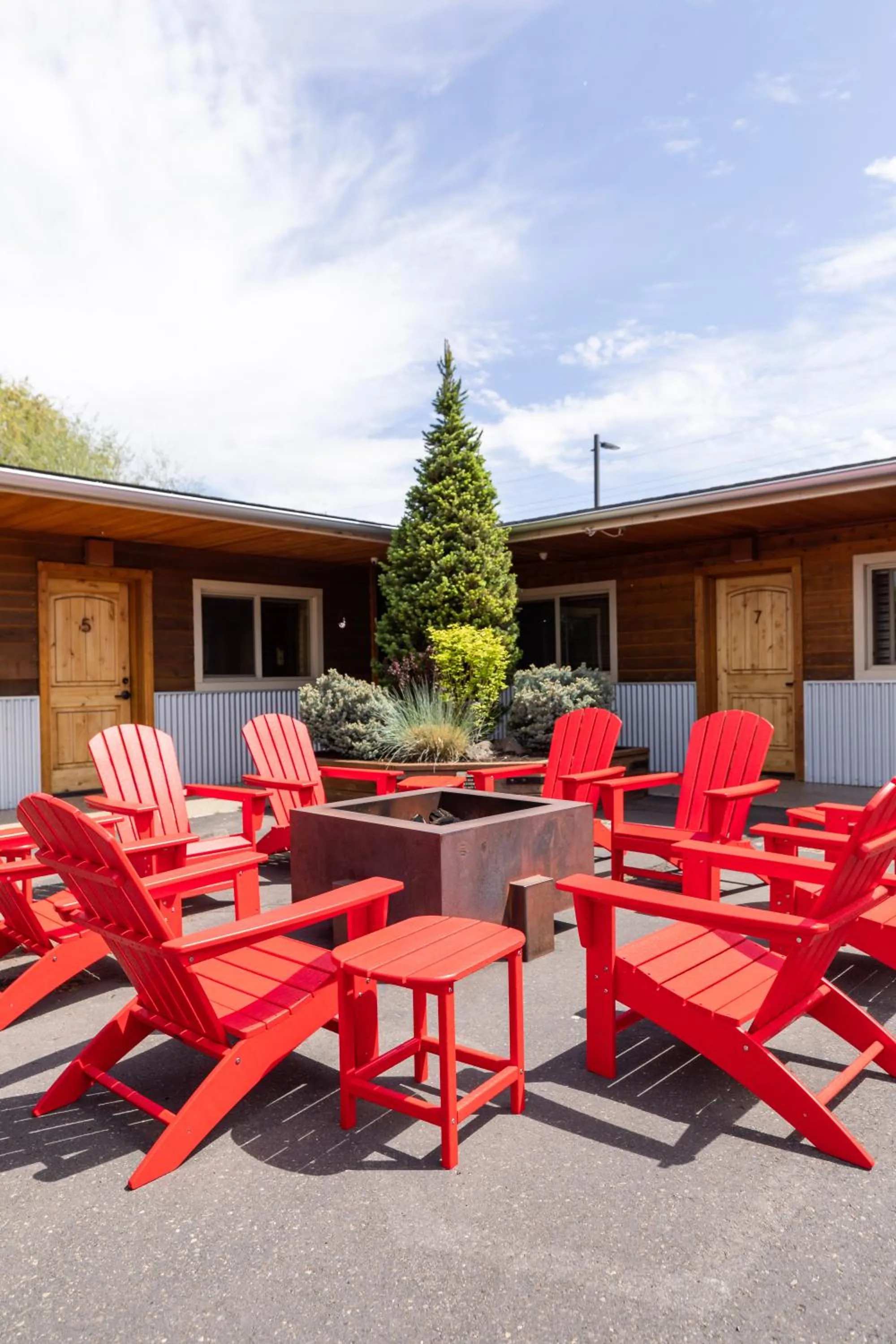 Inner courtyard view in Wall Street Suites