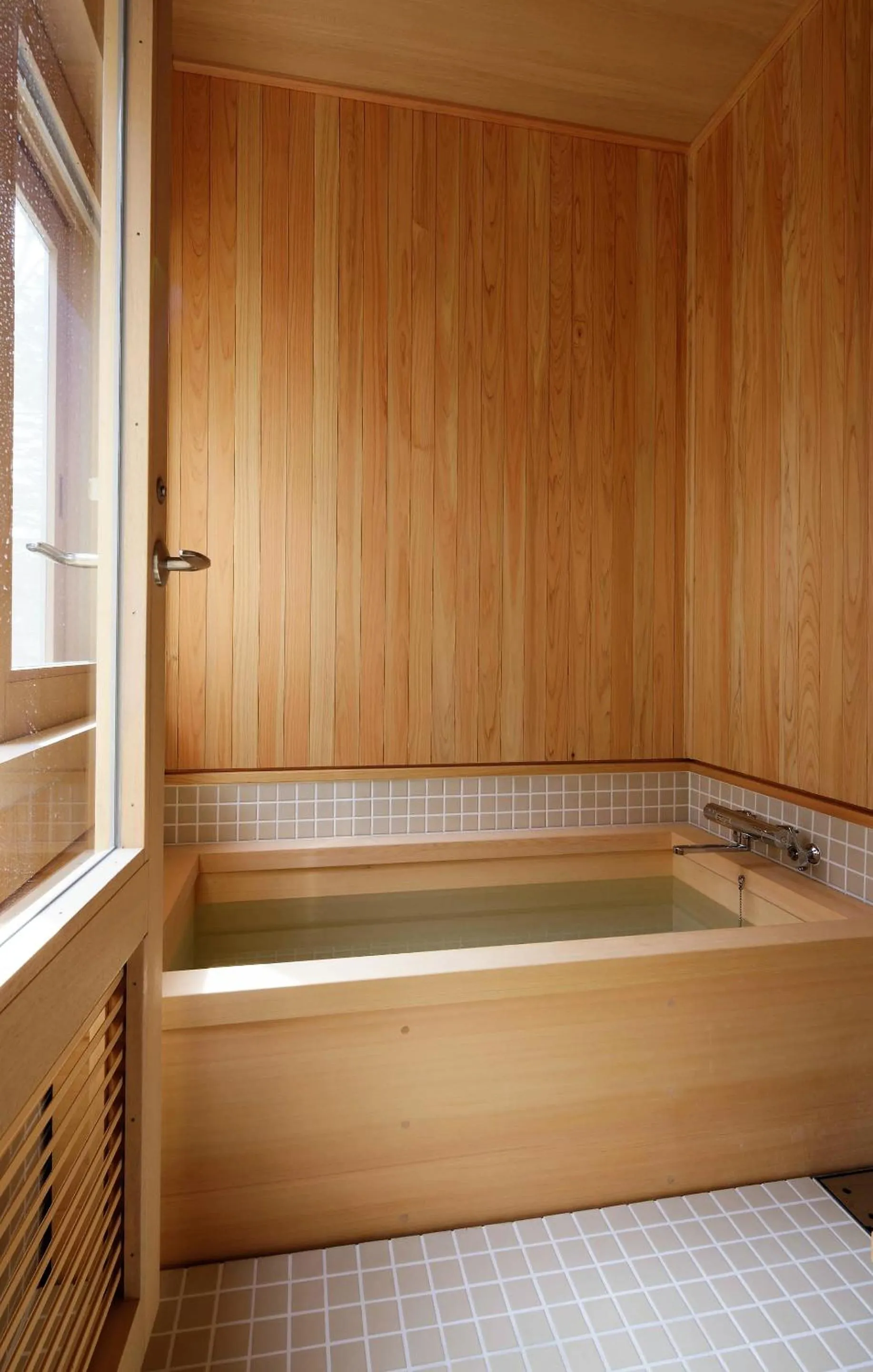 Bathroom in SHISHI-IWA HOUSE Karuizawa